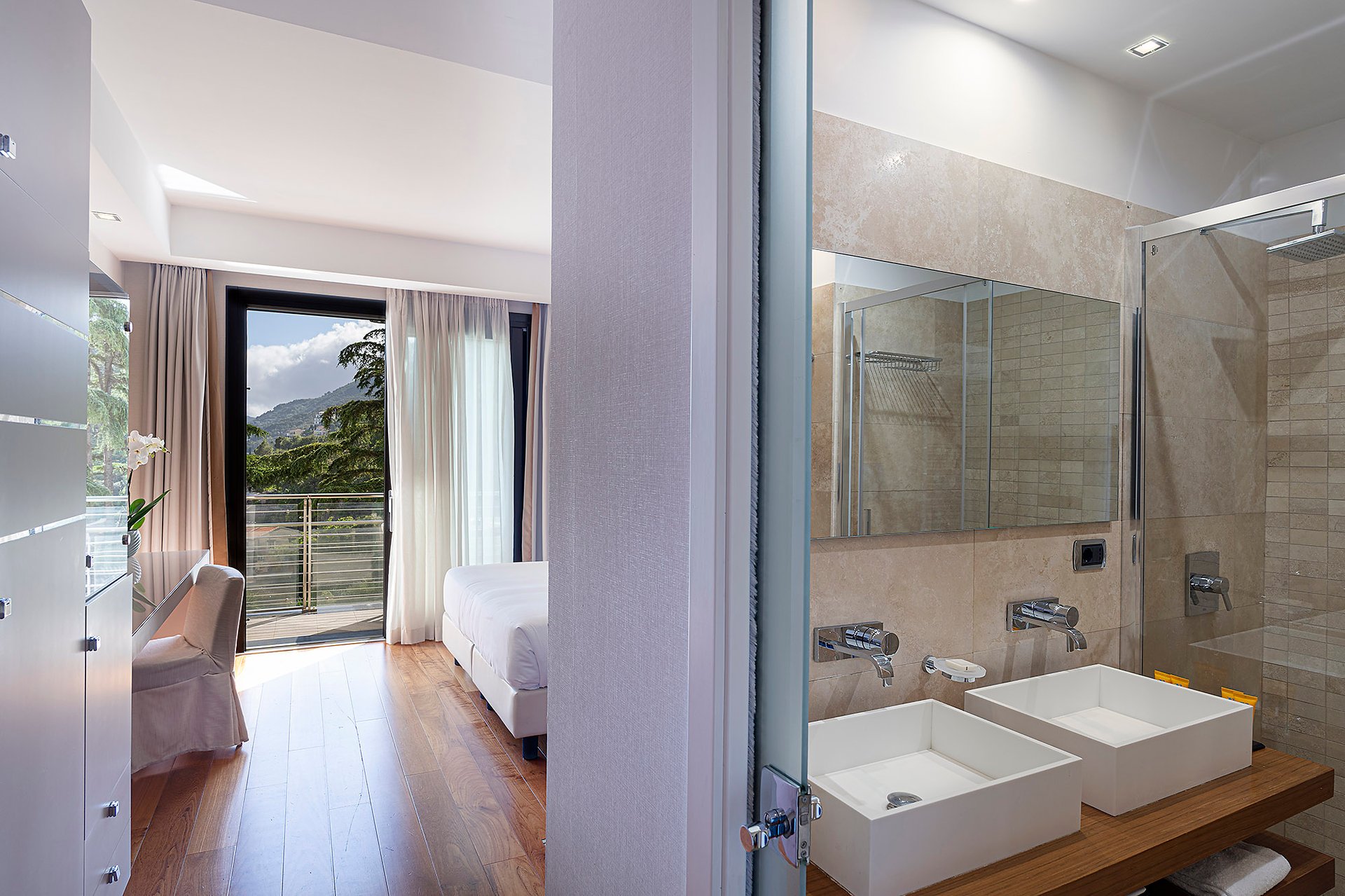 Camere & Suite25 Camere & Suite25