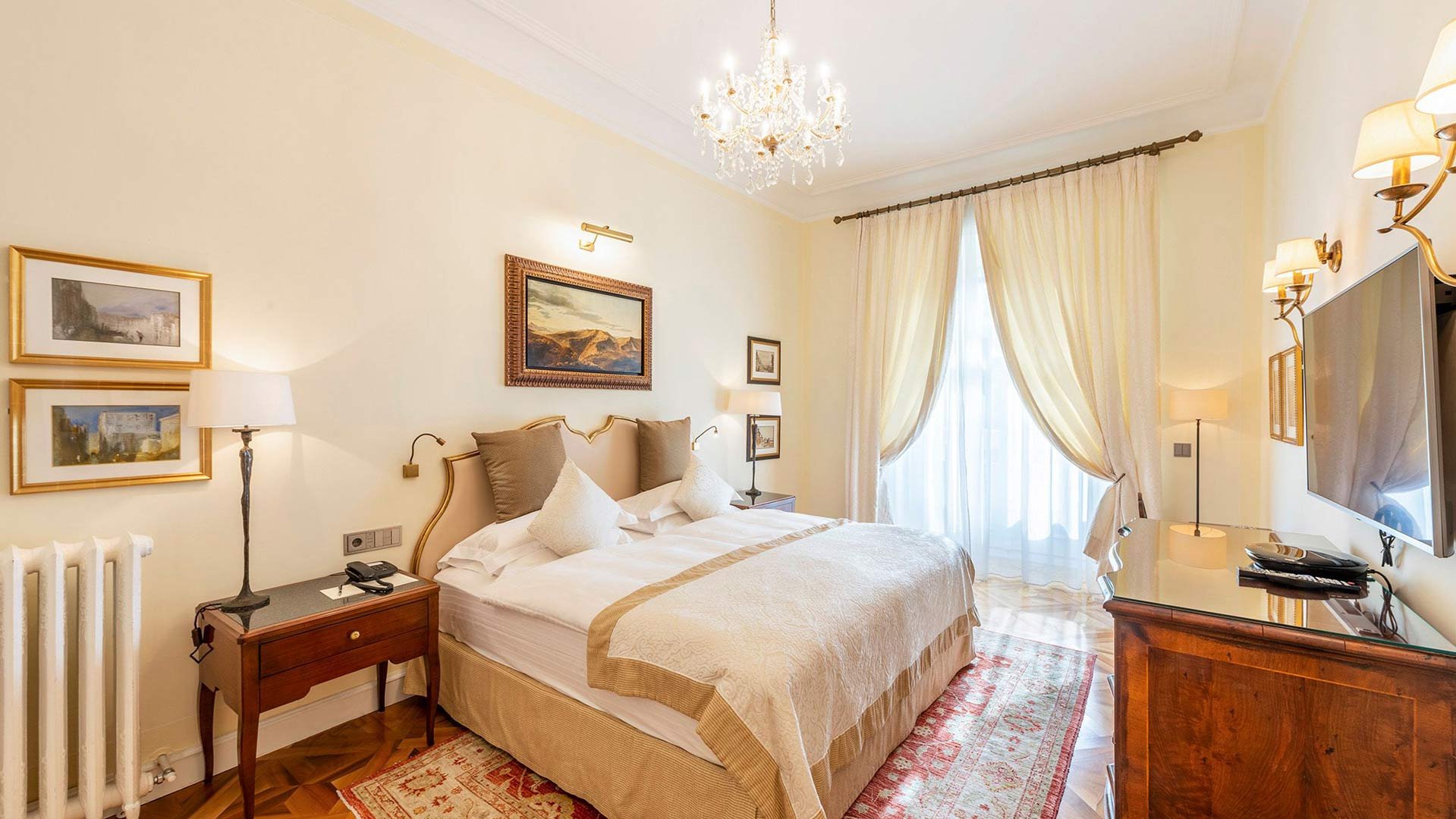 Camere & Suite8 Camere & Suite8