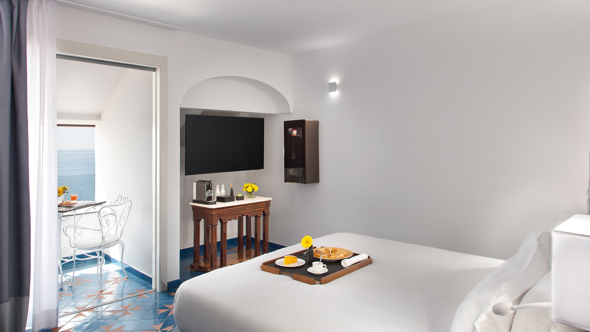 Premium Deluxe Sea View Room6