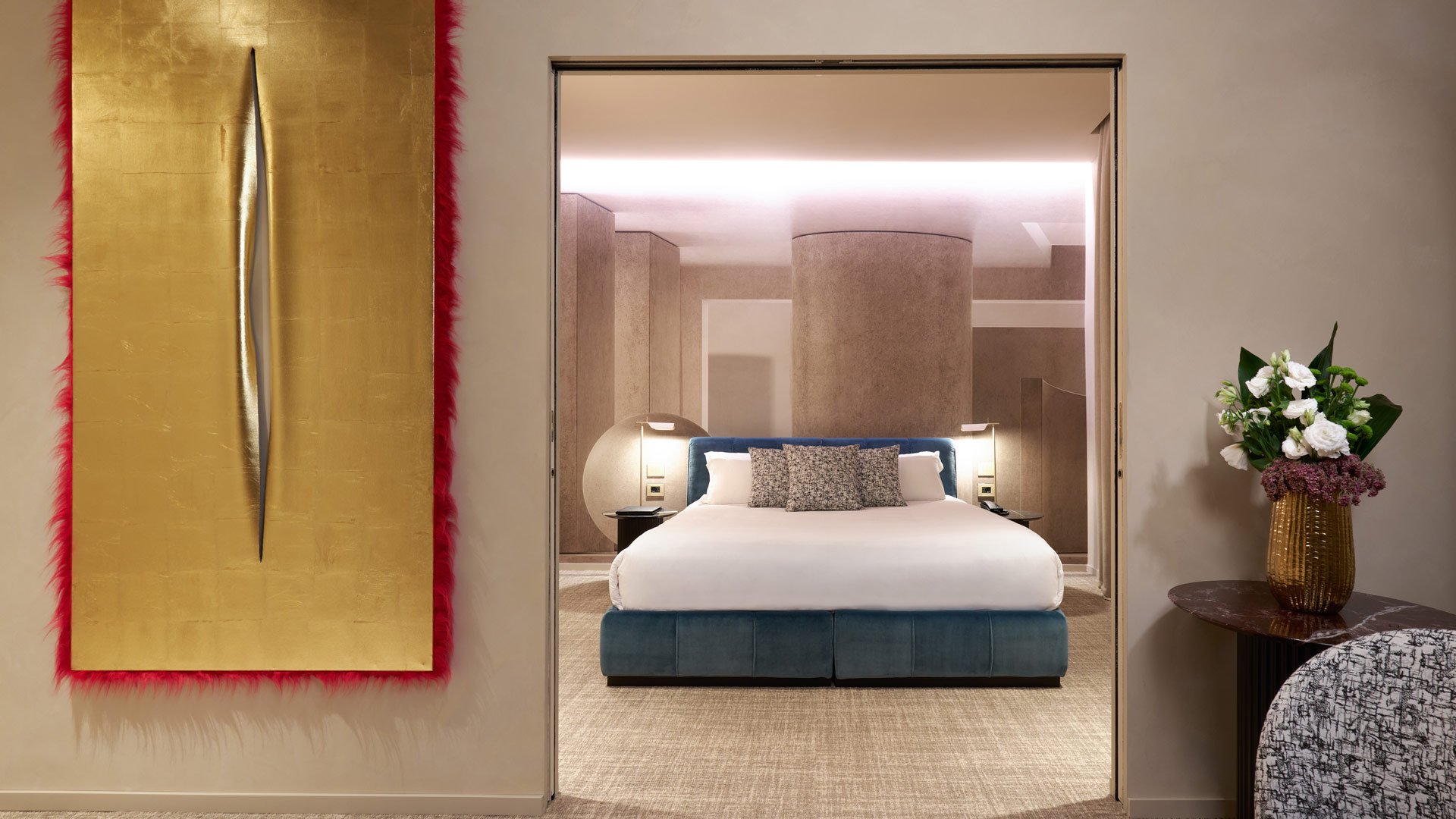 Rooms & Suites10