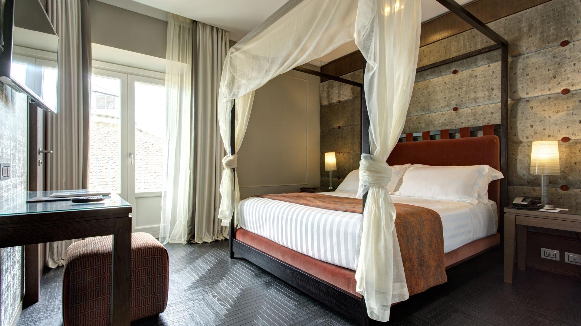 Mascagni Luxury Rooms12 Mascagni Luxury Rooms12