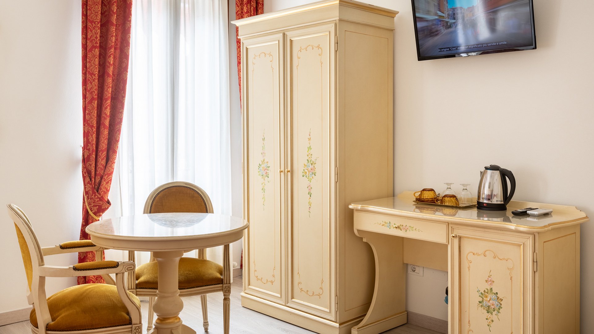 Quadruple Room3