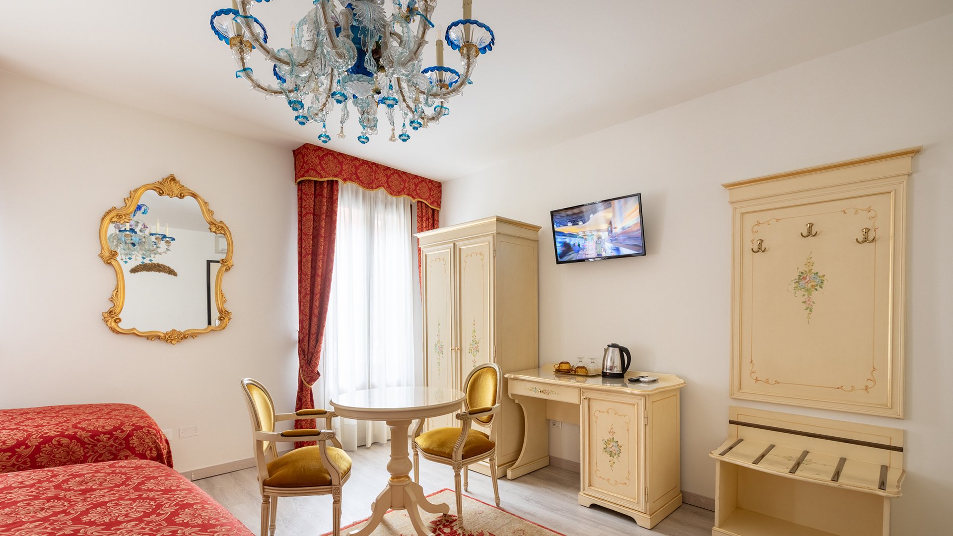 Quadruple Room1