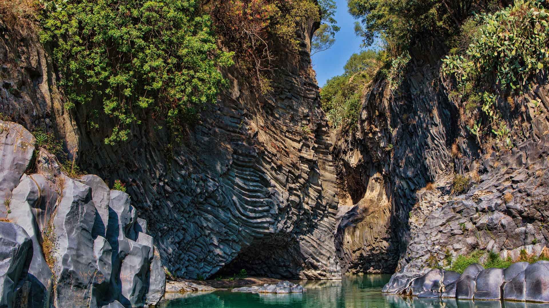 Parco Botanico e Geologico Gole Alcantara1
