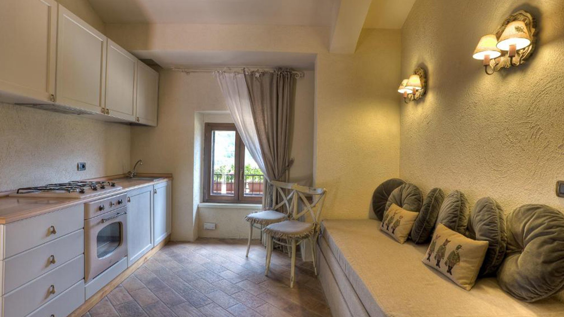 Apartments & Rooms2 Apartments & Rooms2