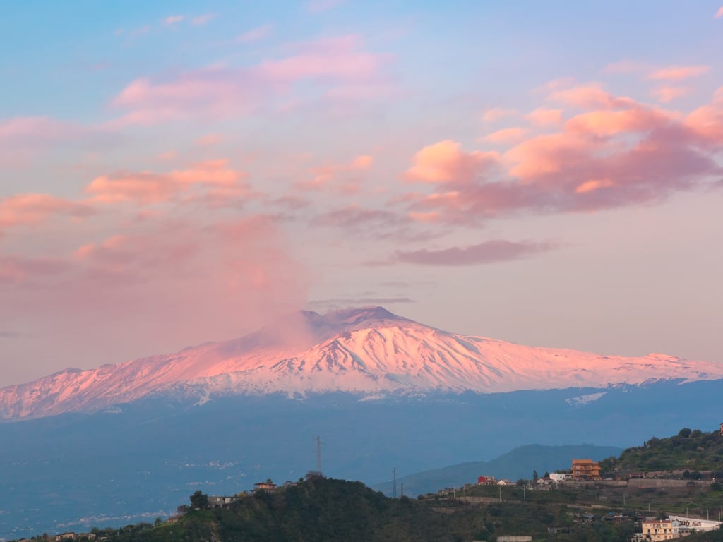 gallery/1024_etna.jpg gallery/1024_etna.jpg