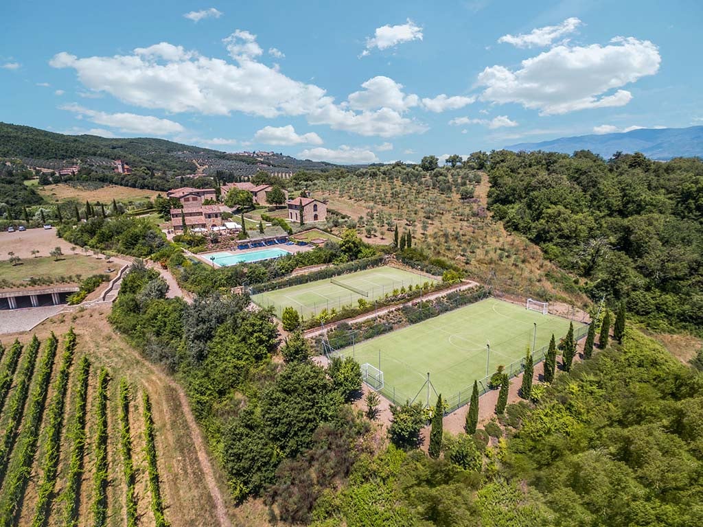 Scopri Poggio Cennina Resort: hotel immerso nel verde tra i profumi e i colori della Toscana5