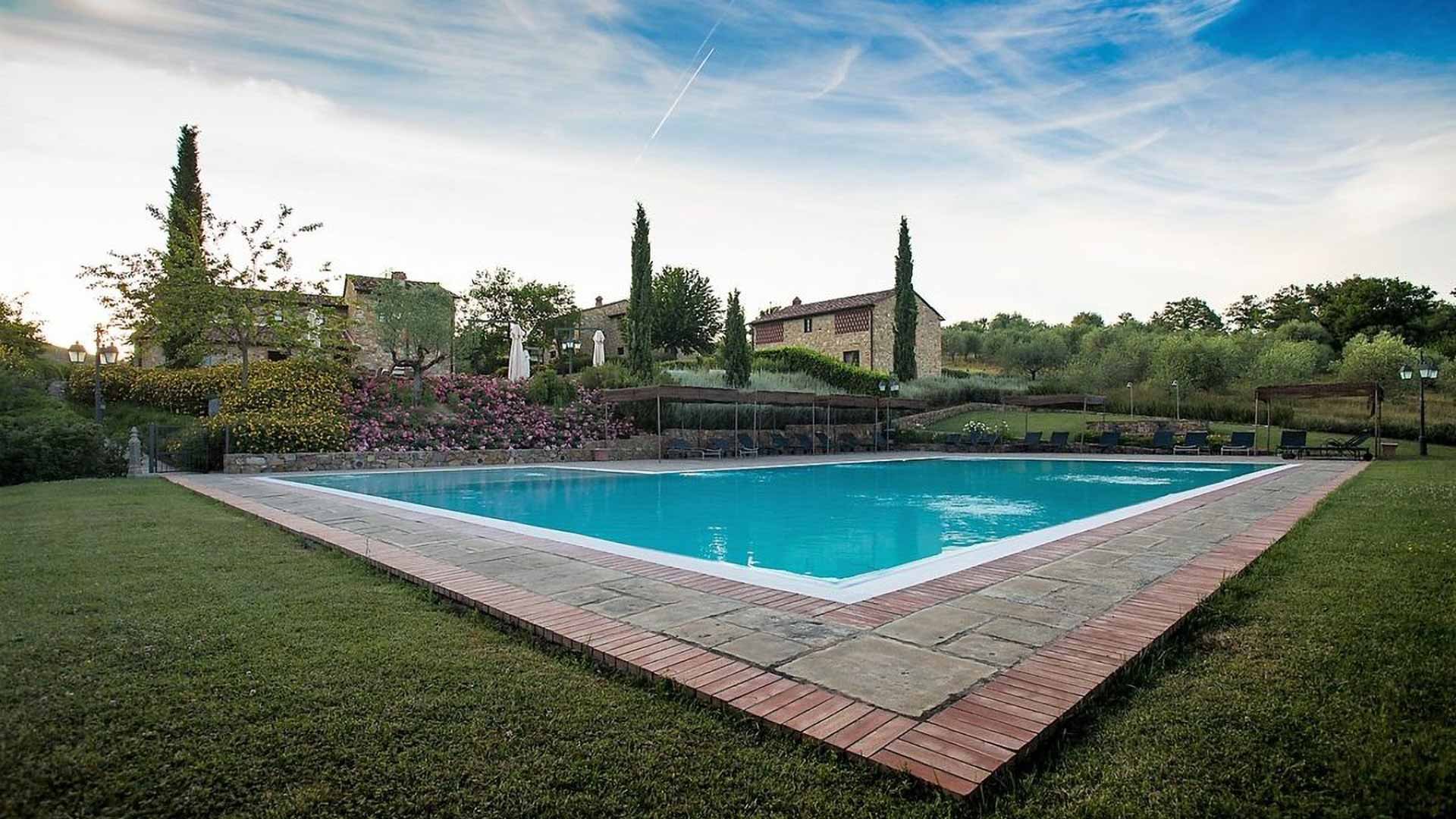 Swimming Pool4