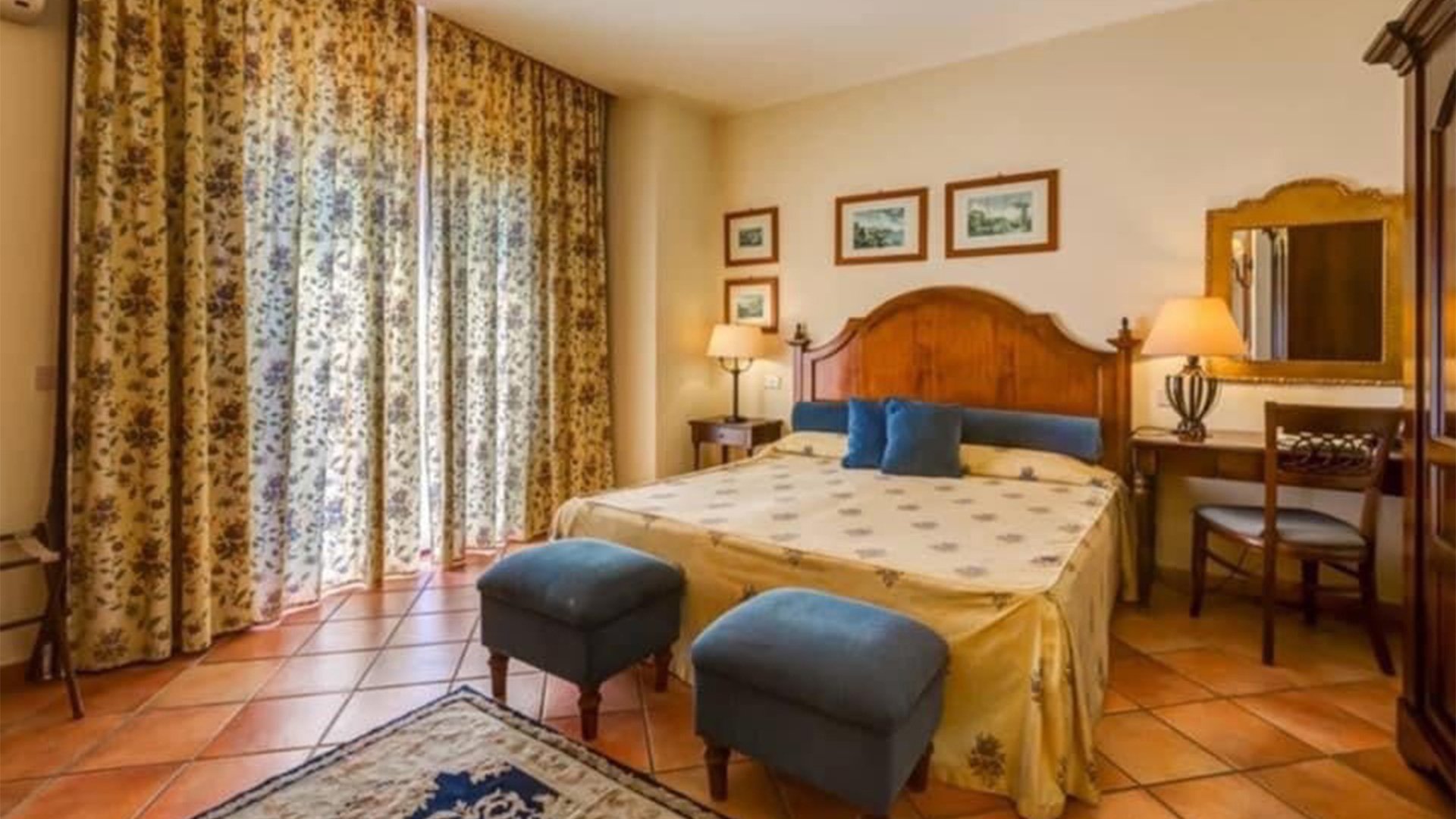 Rooms5