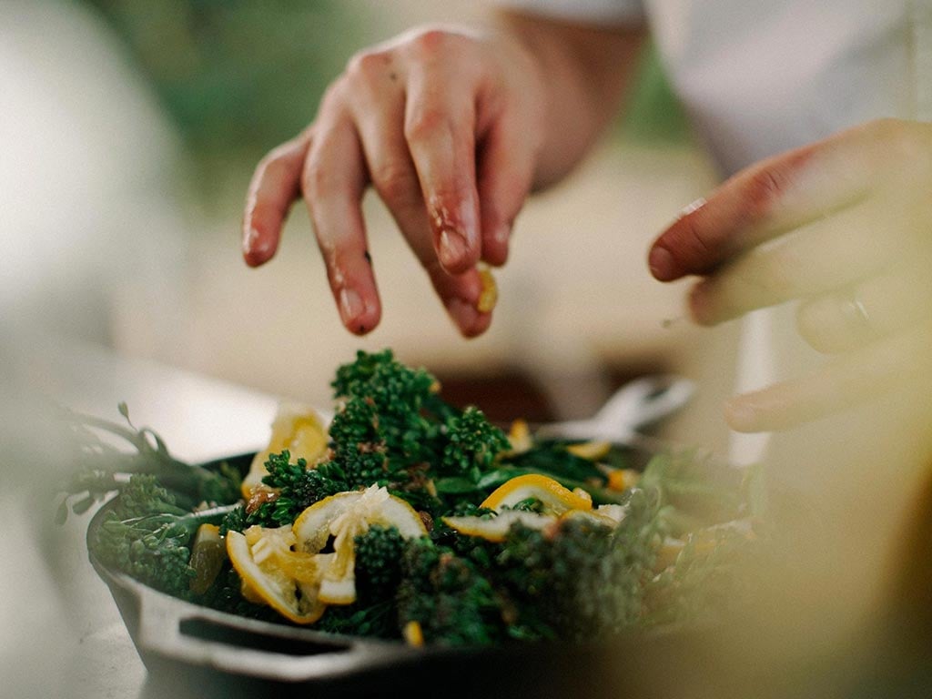 gallery/1024-cooking.jpg gallery/1024-cooking.jpg