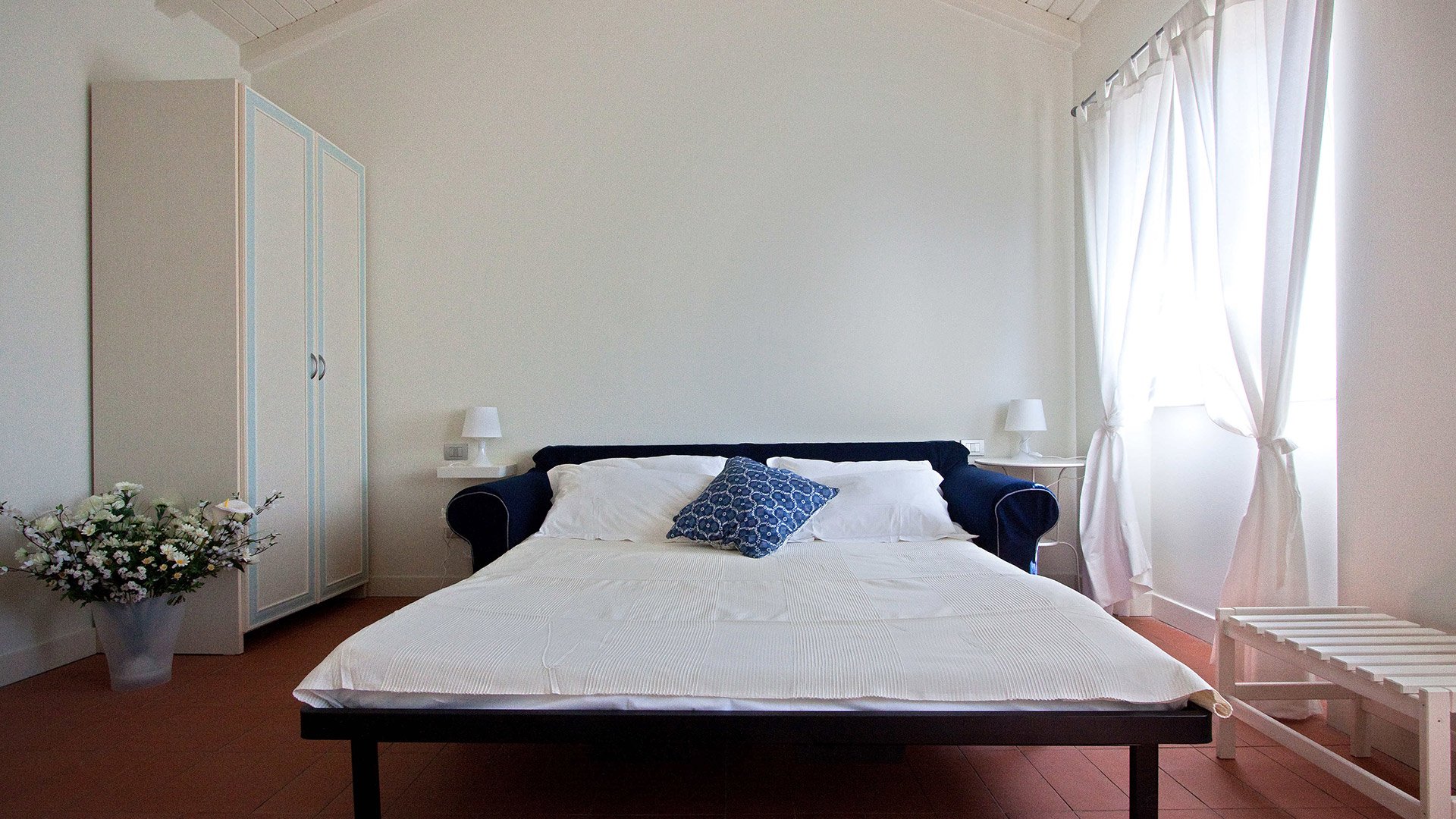 Studio Apartments2