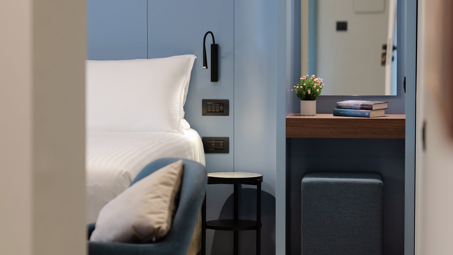 Rooms & Suites12