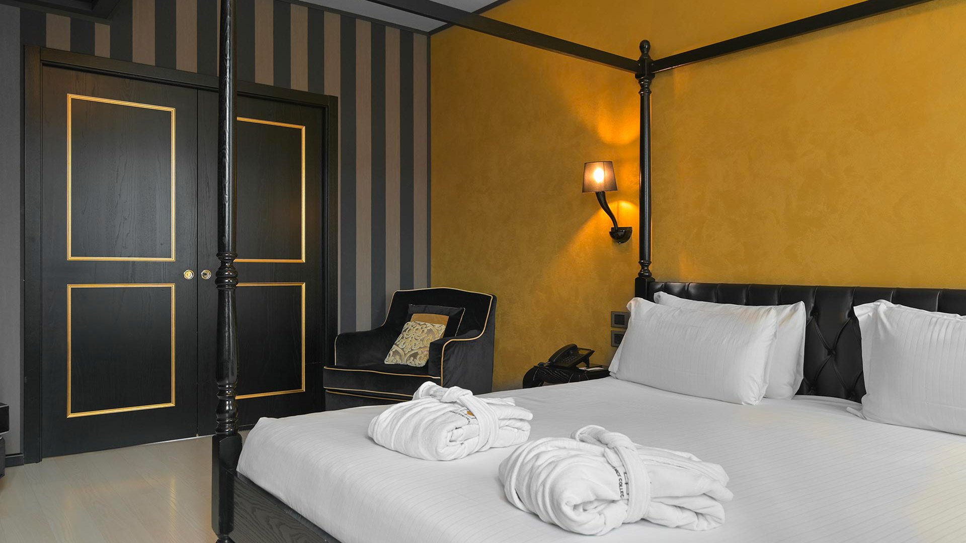 Suite mit Kanalblick14 Suite mit Kanalblick14