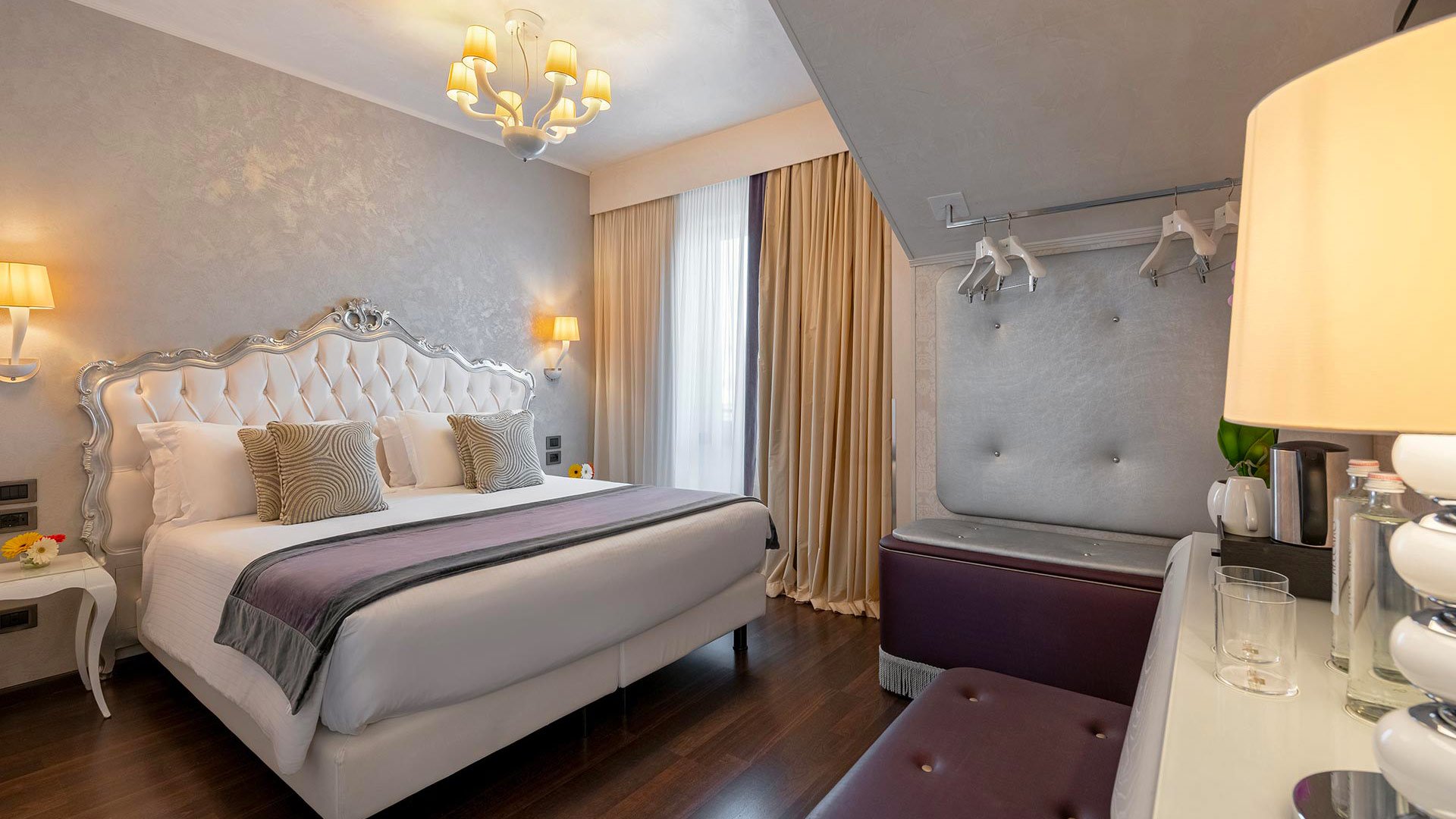 Suite con Terrazza e Jacuzzi all’aperto10 Suite con Terrazza e Jacuzzi all’aperto10