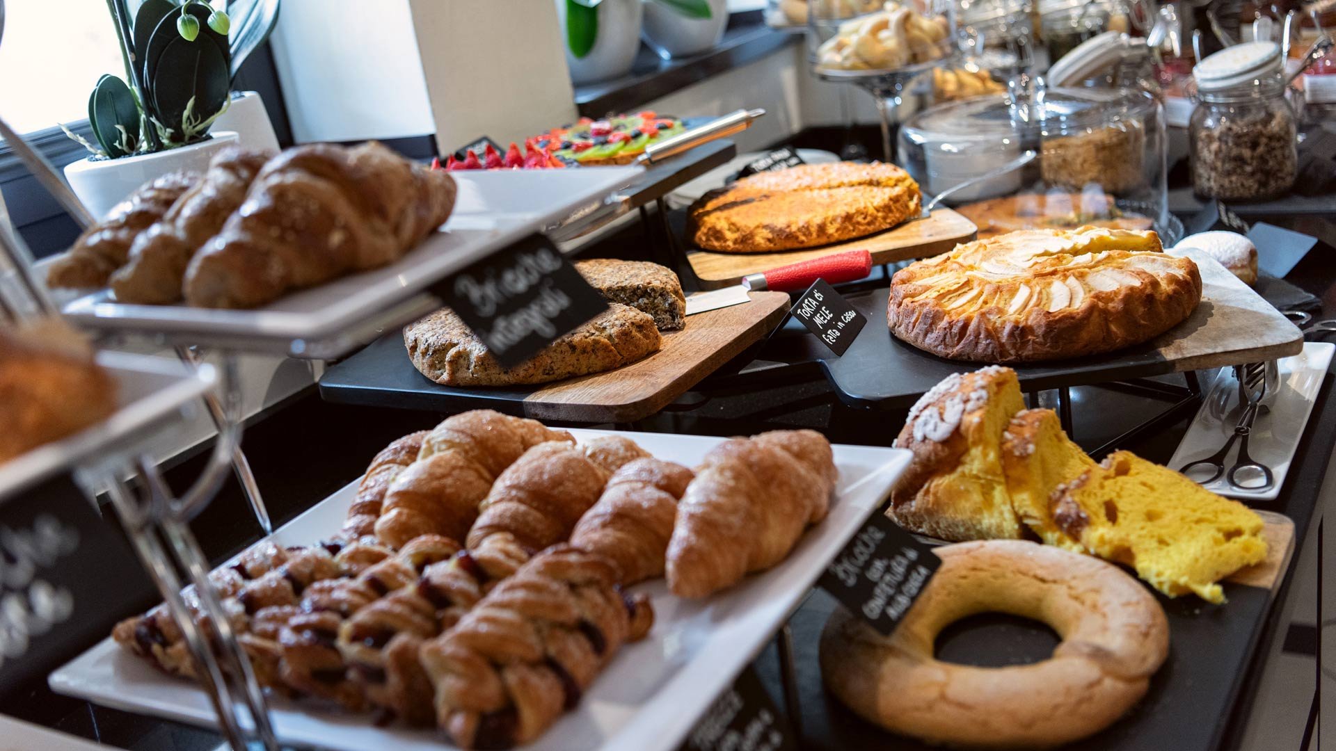Le petit déjeuner 33 Le petit déjeuner 33