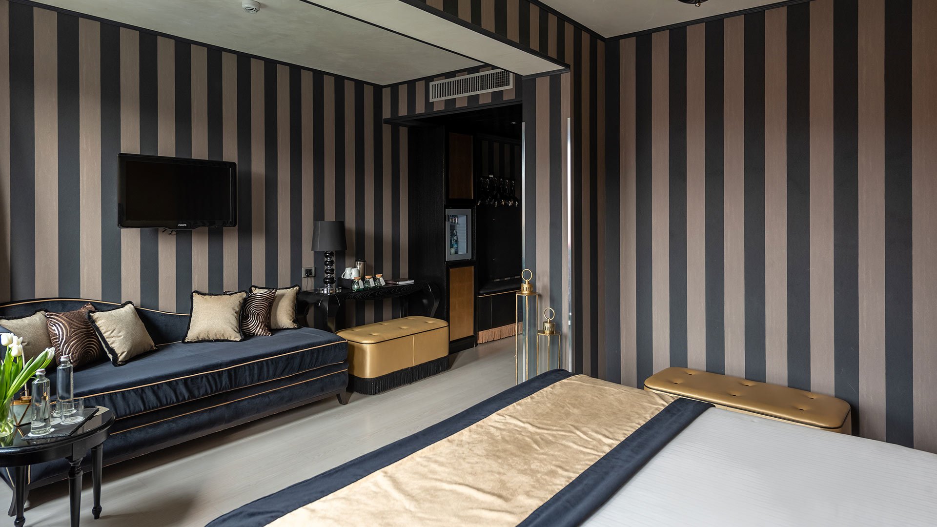 Junior Suite Canal View15 Junior Suite Canal View15