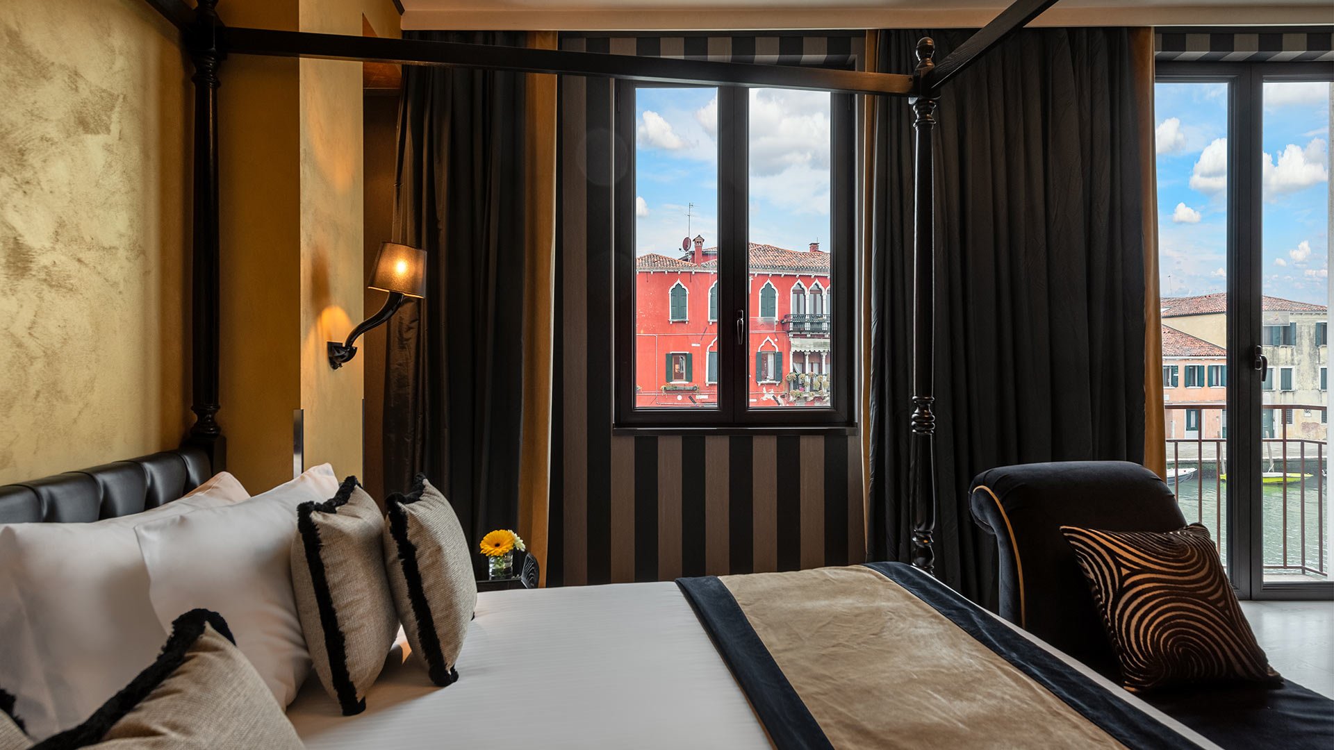 Suite mit Kanalblick17 Suite mit Kanalblick17
