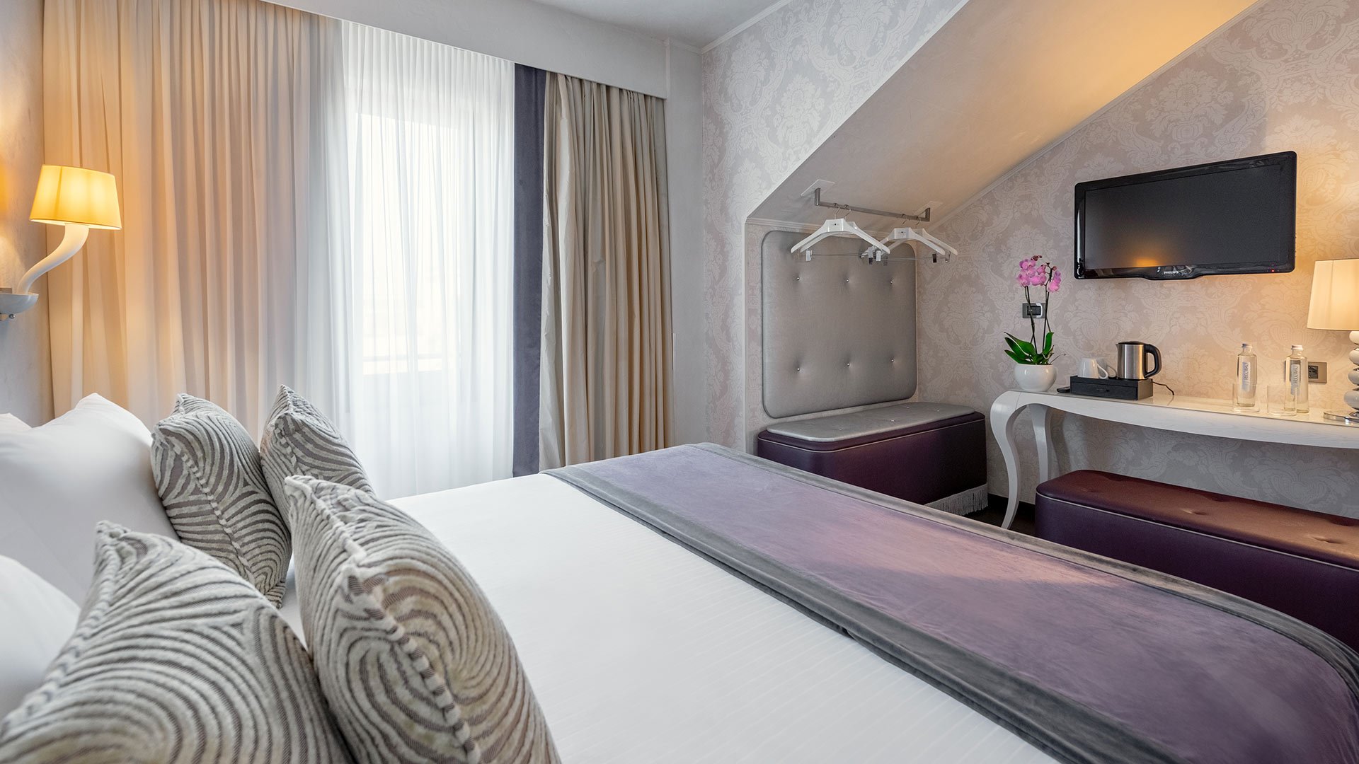 Suite con Terrazza e Jacuzzi all’aperto16 Suite con Terrazza e Jacuzzi all’aperto16