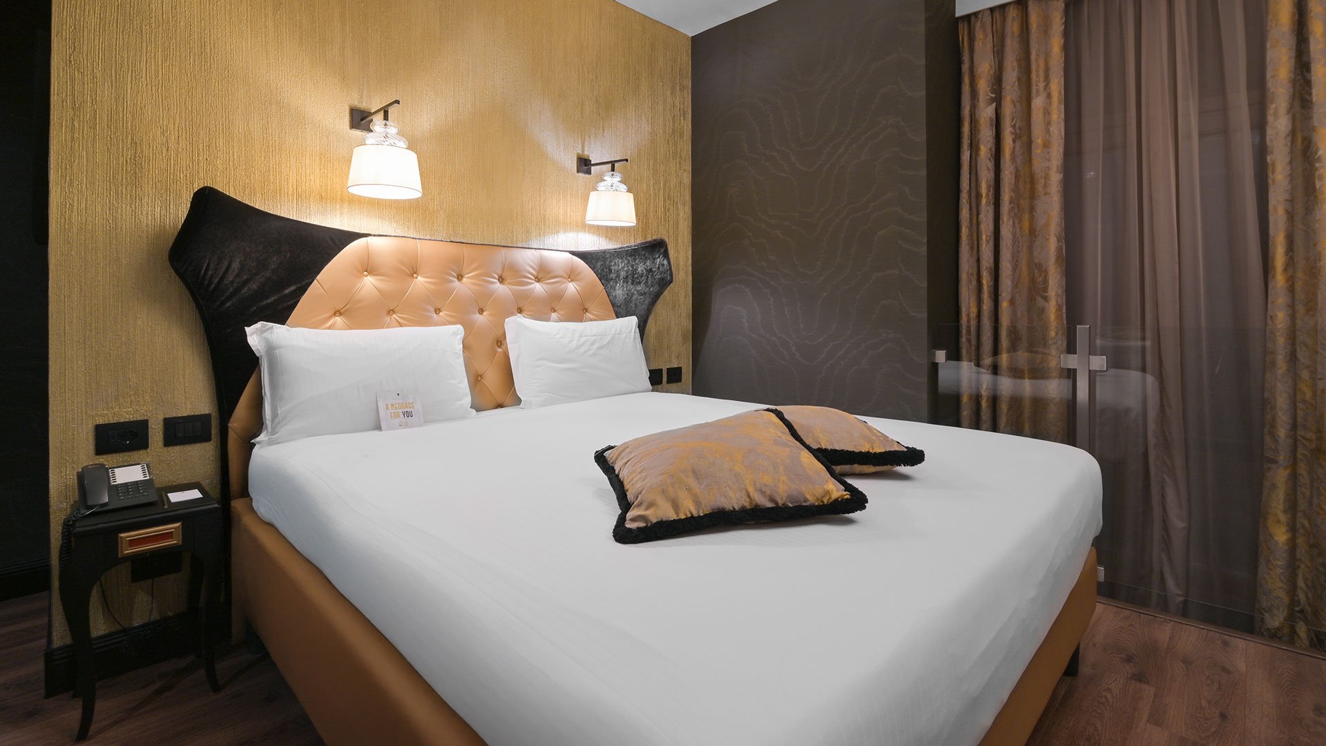 Corner Junior Suite with Jacuzzi18 Corner Junior Suite with Jacuzzi18