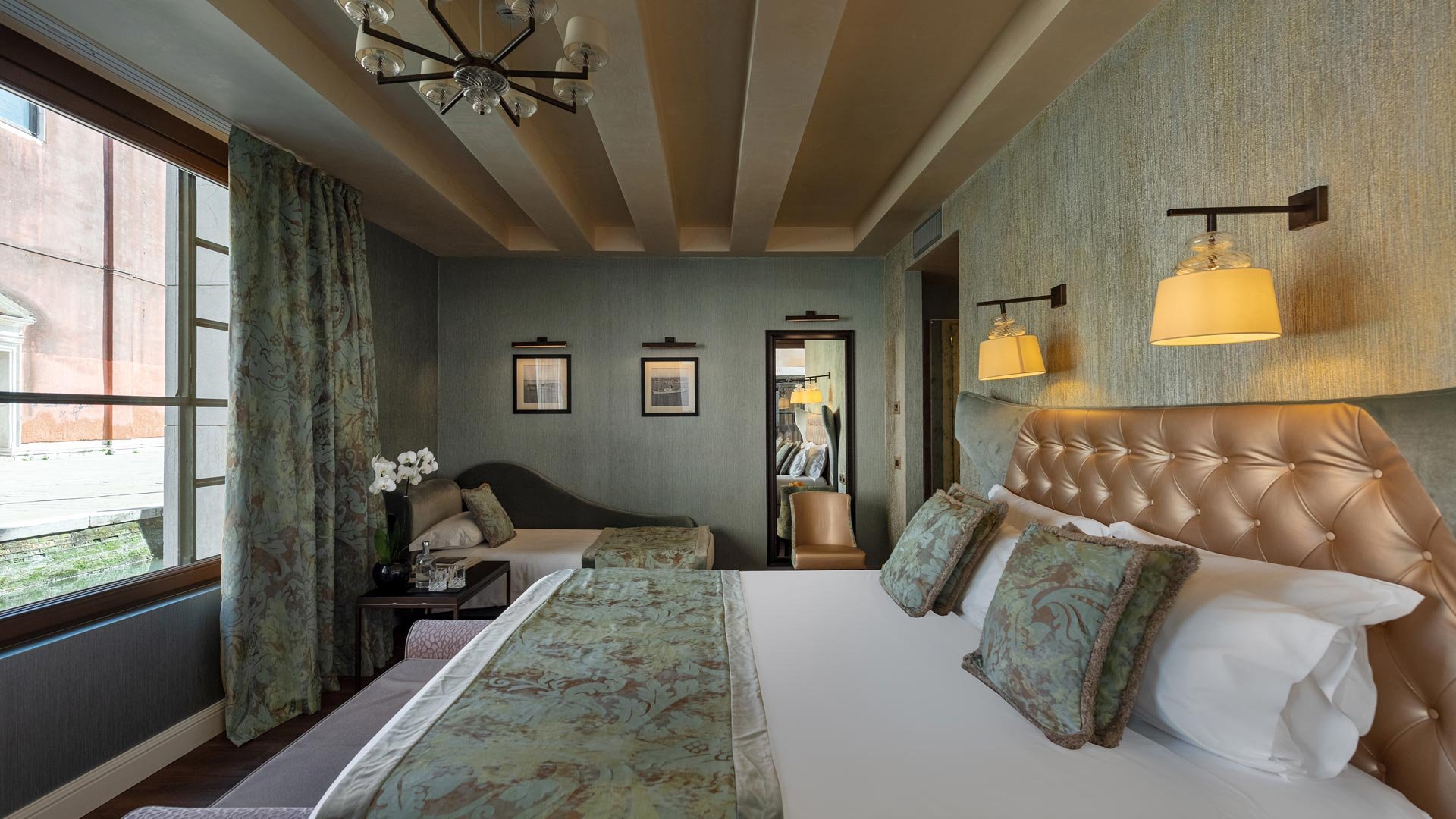 Junior Suite mit Kanalblick14 Junior Suite mit Kanalblick14