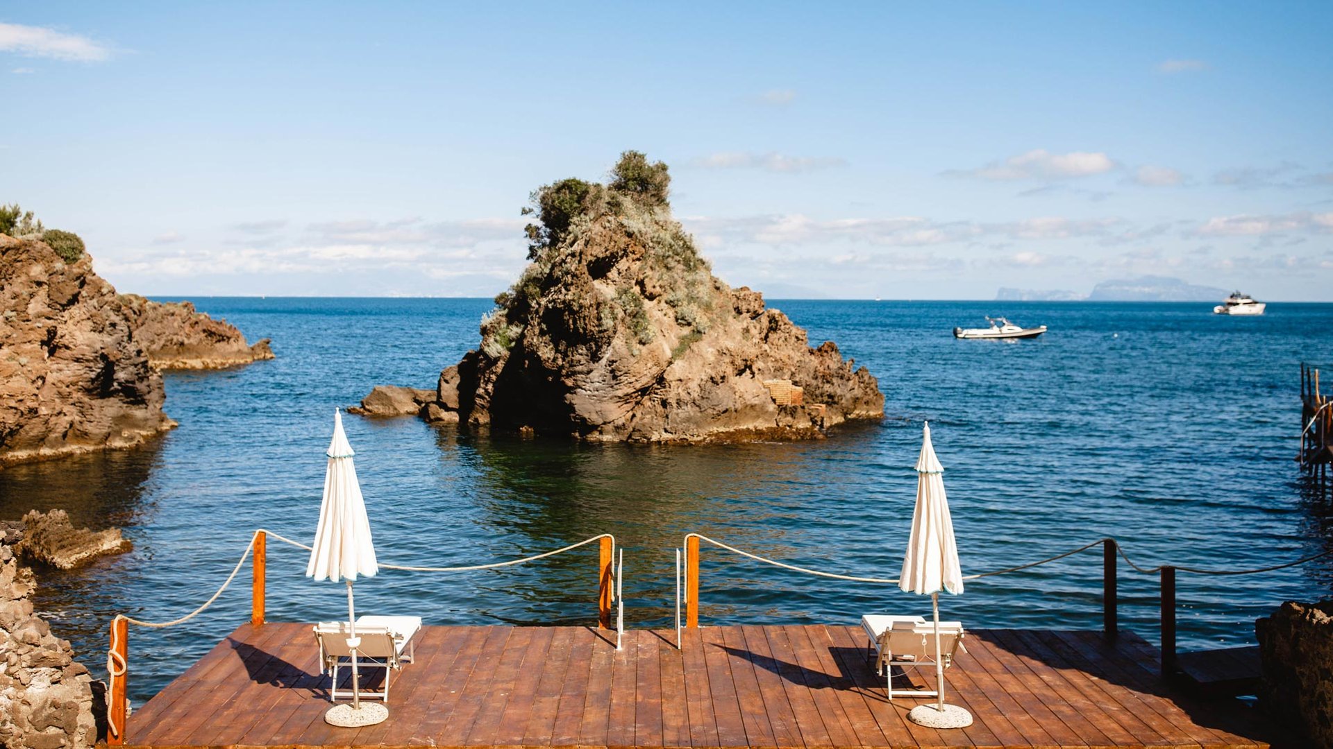 Direct access to the sea1