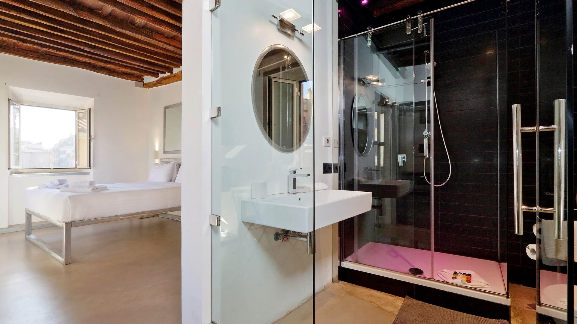 Independent Suites with View2