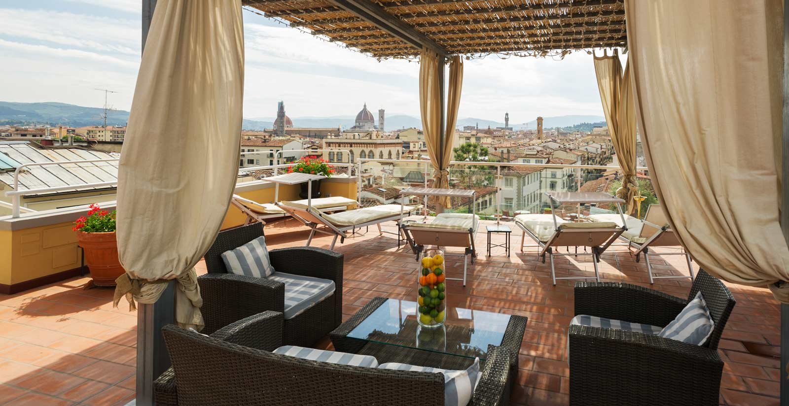 Hotel with parking in the center of Florence9 Hotel with parking in the center of Florence9