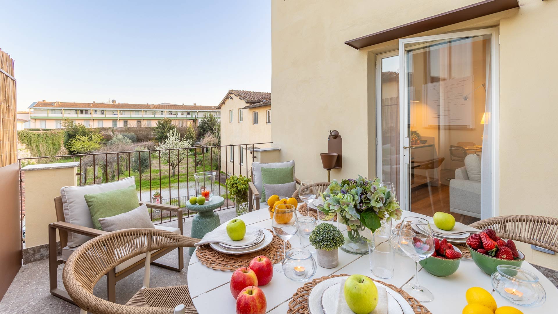 Letizia Terrace2