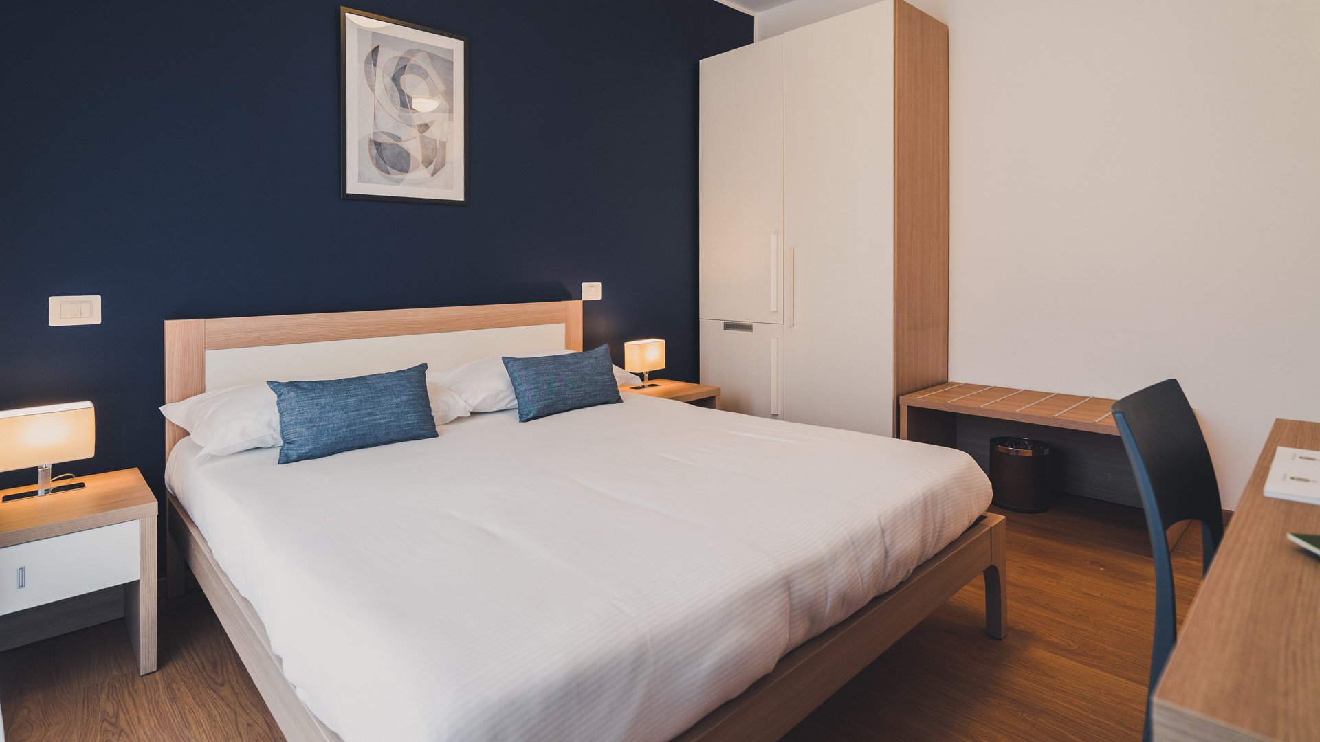 Habitación Doble Estándar con Vistas a la Ciudad1