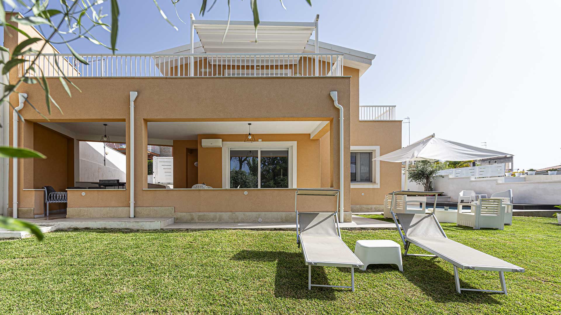 Luxury villa Urania con piscina6