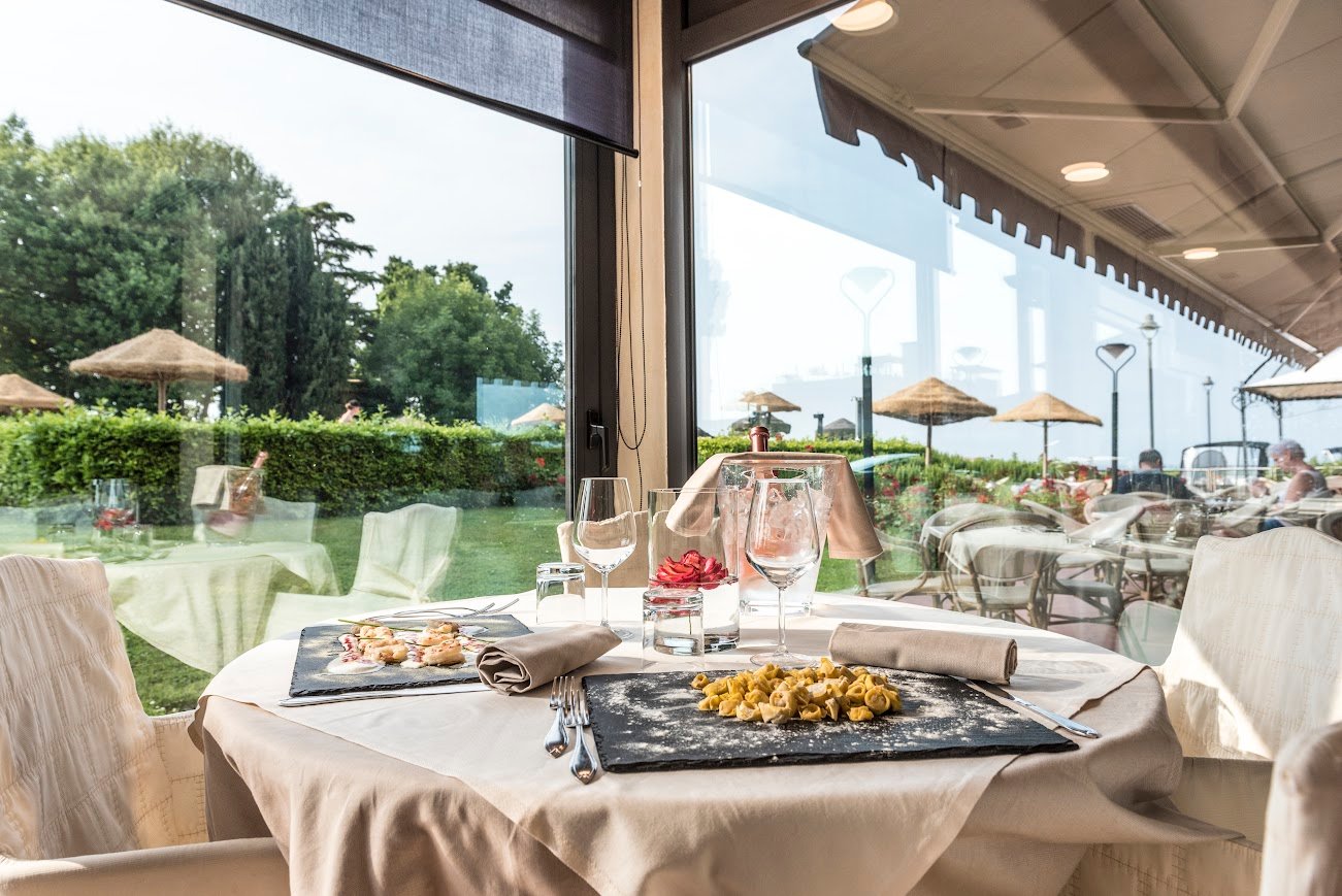 Restaurant13