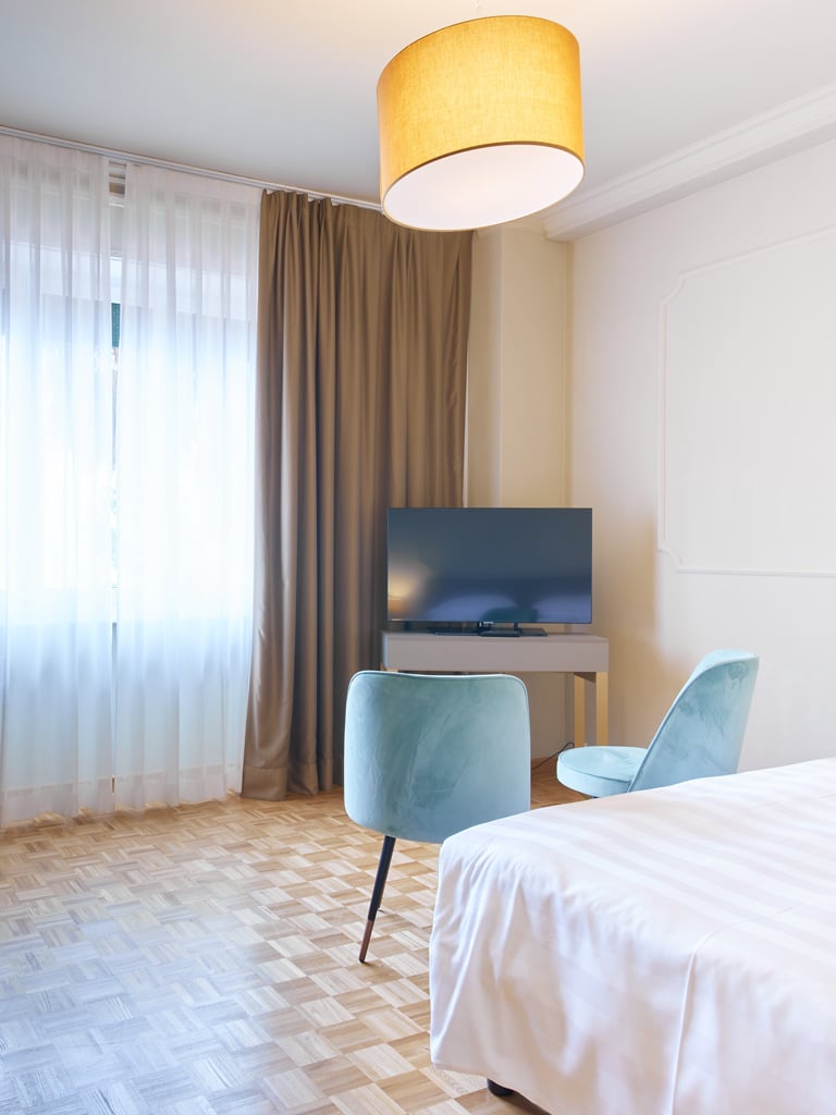 Rooms & Suites9 Rooms & Suites9