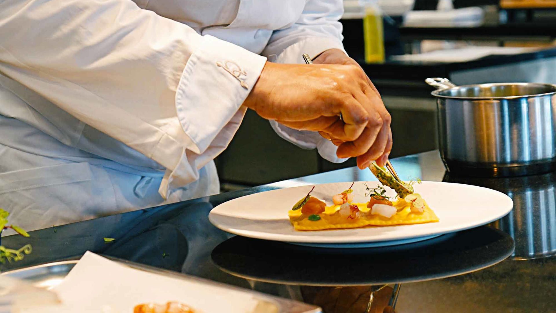 Chef Ivano Ricchebono, * Étoile Michelin2 Chef Ivano Ricchebono, * Étoile Michelin2
