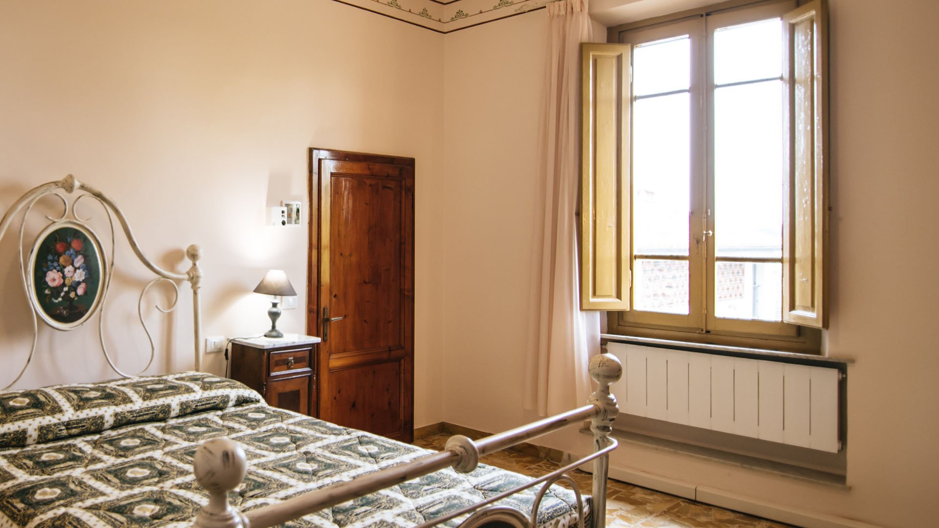 Rooms2