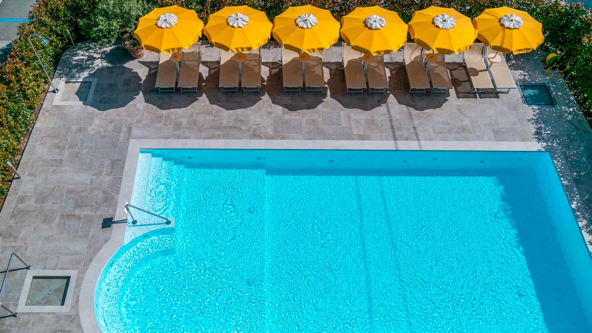 Hotel Riviera2