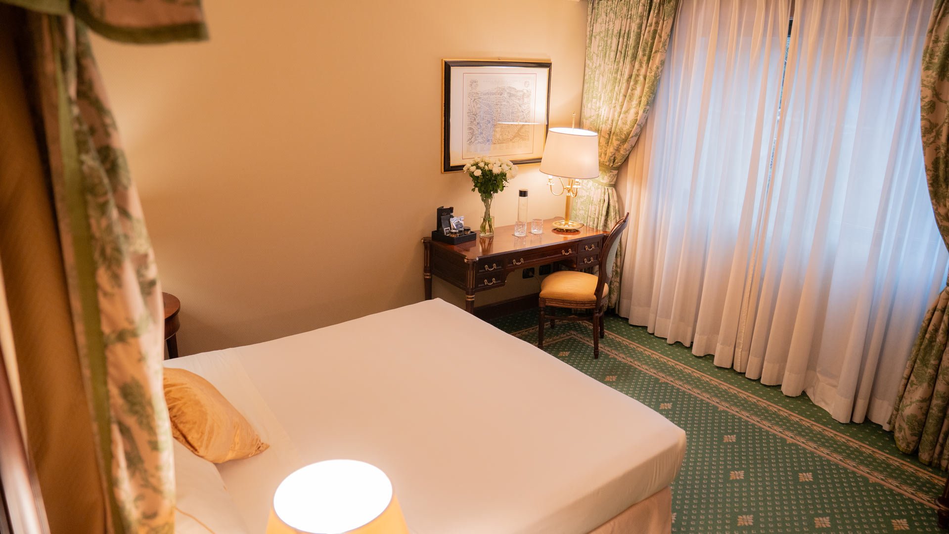 Deluxe Room4 Deluxe Room4