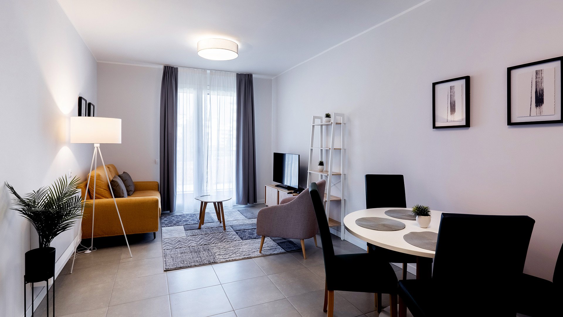 Standard One-Bedroom Apartment with two single beds2