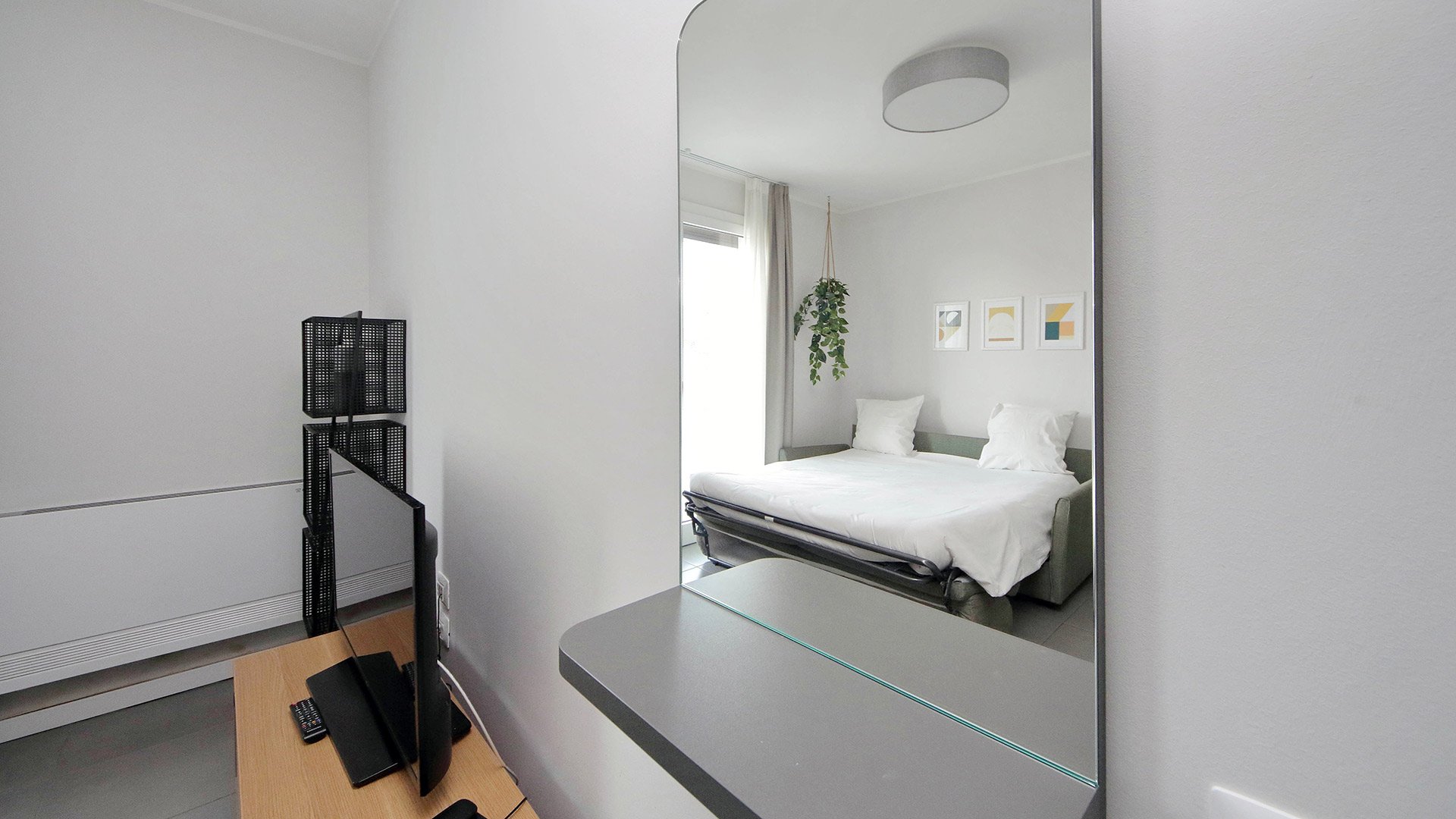 Bilocale Standard con divano letto4