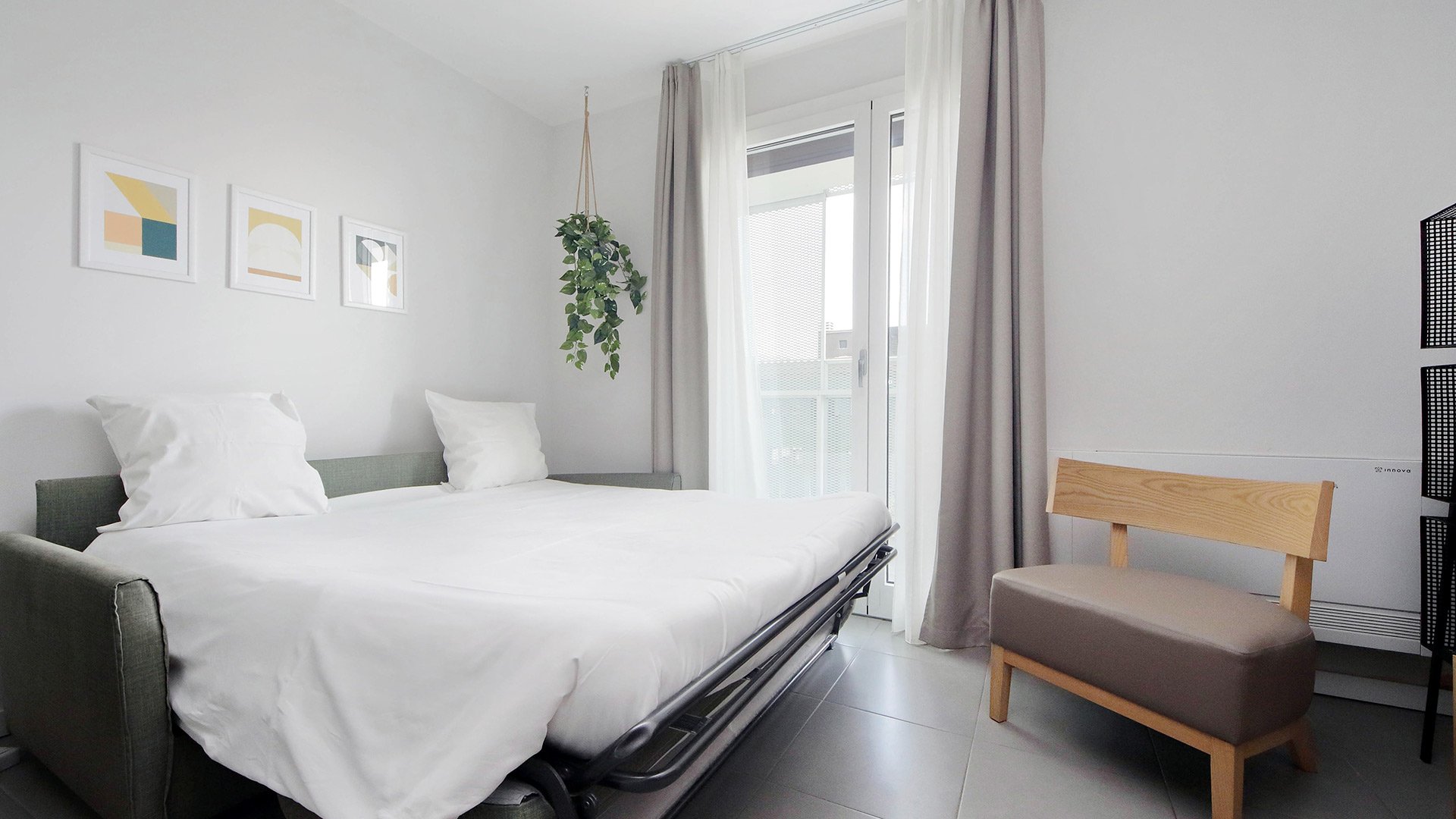 Bilocale Standard con divano letto6