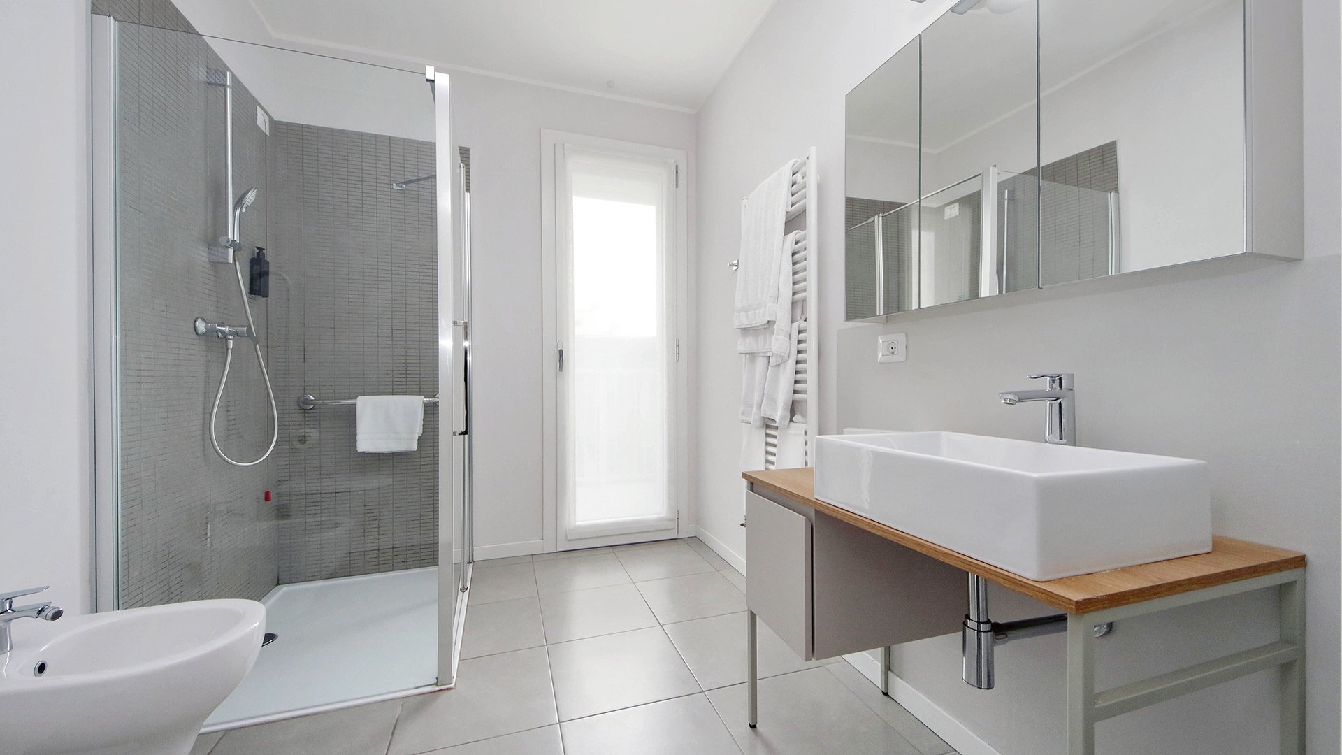 Superior One-Bedroom Apartment2