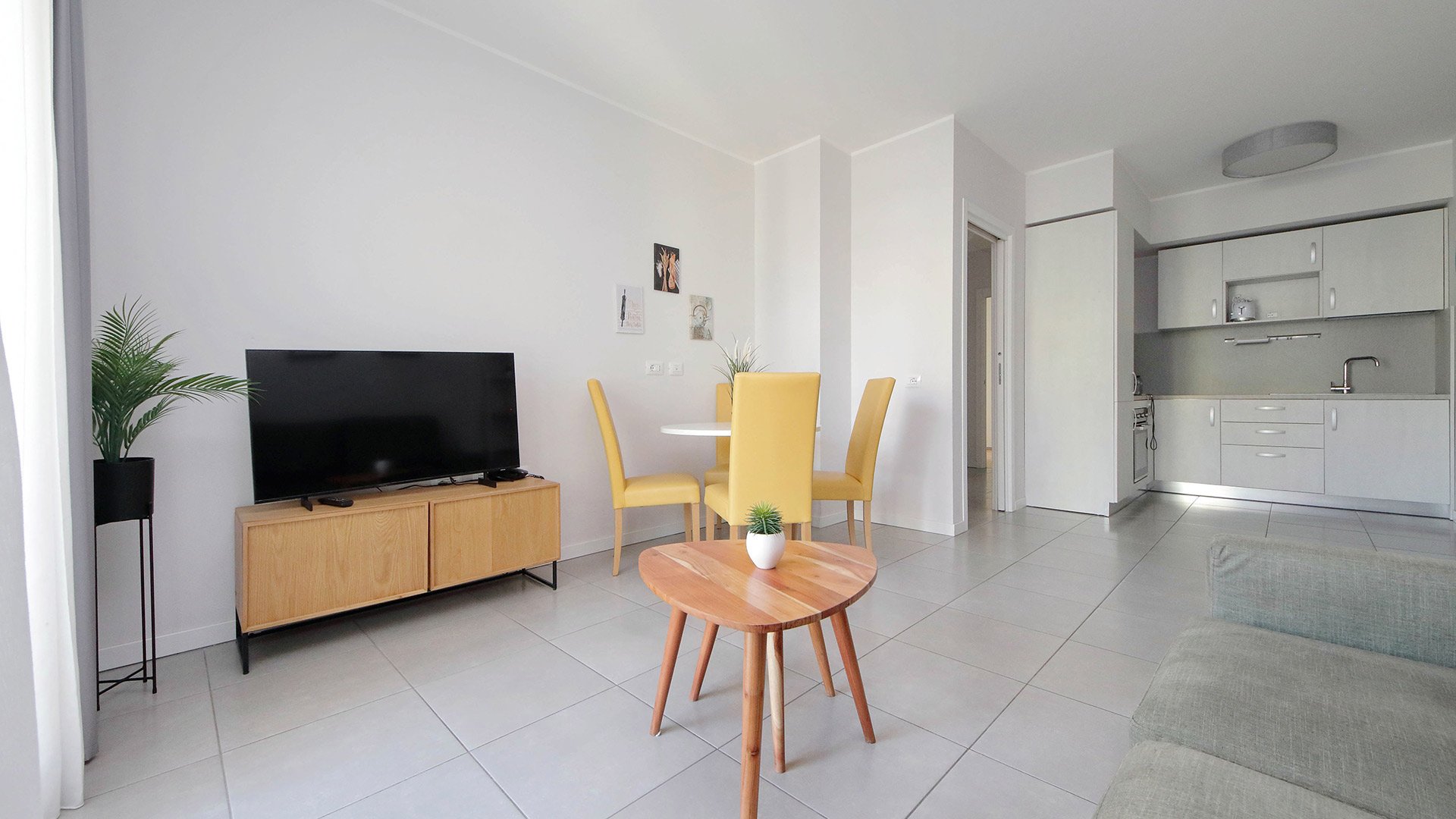 Superior One-Bedroom Apartment4