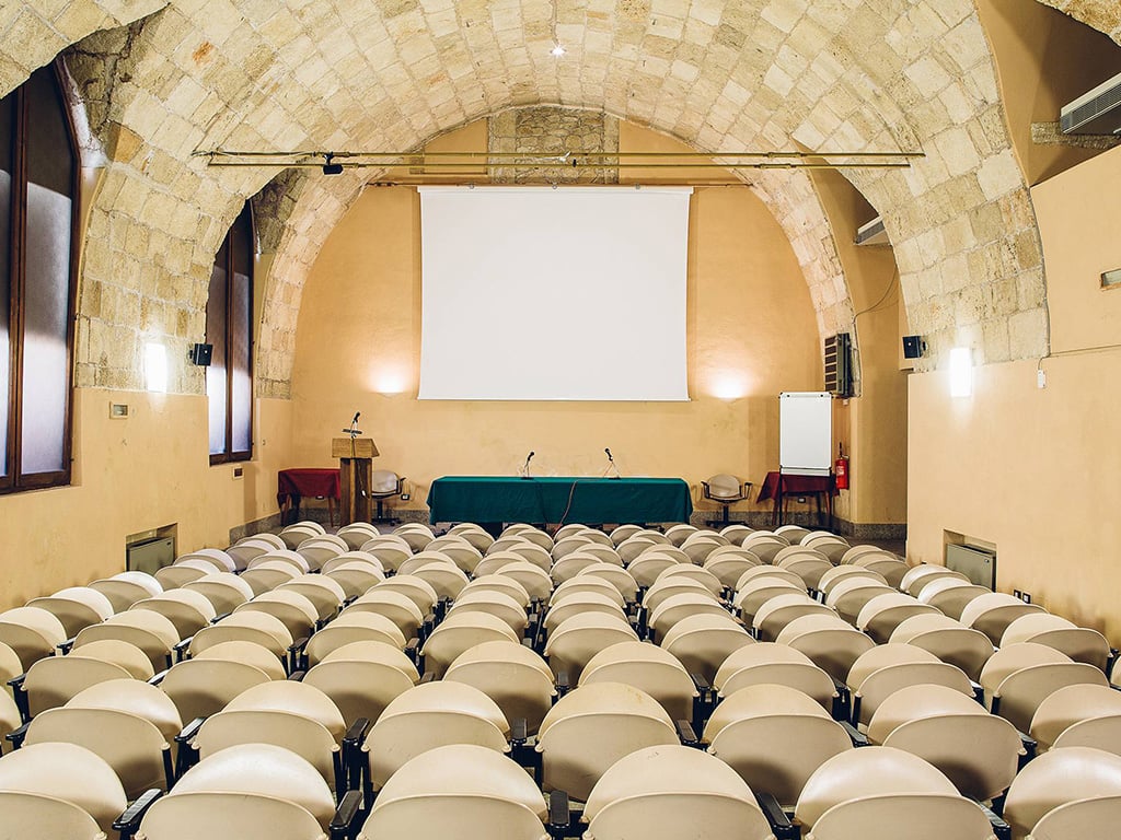 Chiostro 6