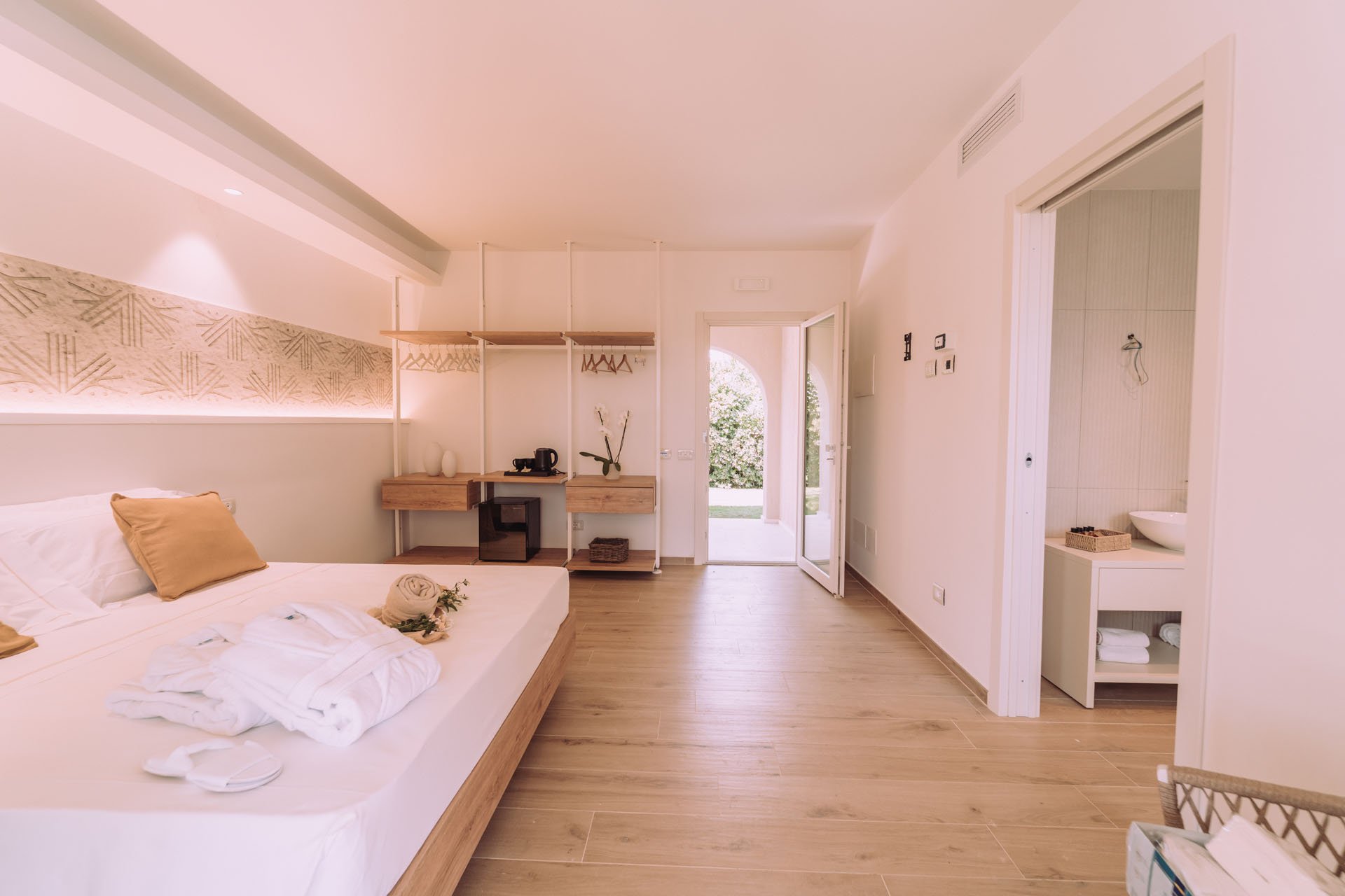 Superior Room4
