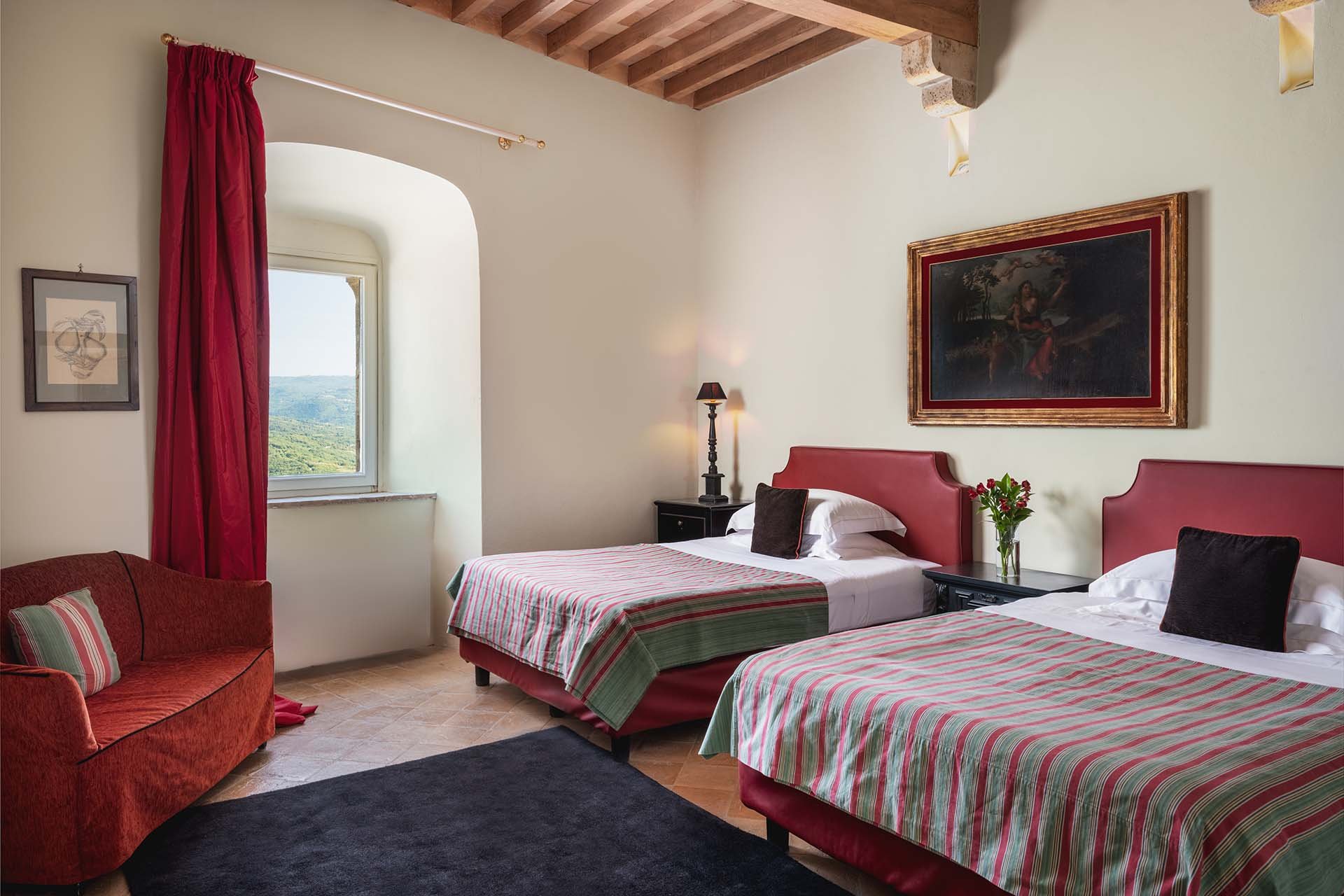 Suite con tre camere da letto con terrazza e piscina6 Suite con tre camere da letto con terrazza e piscina6