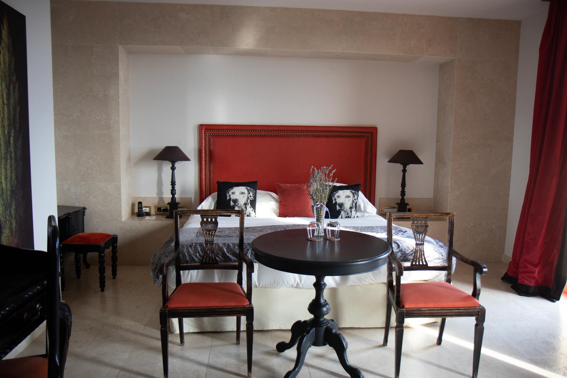 UNESCO Junior Suite 6