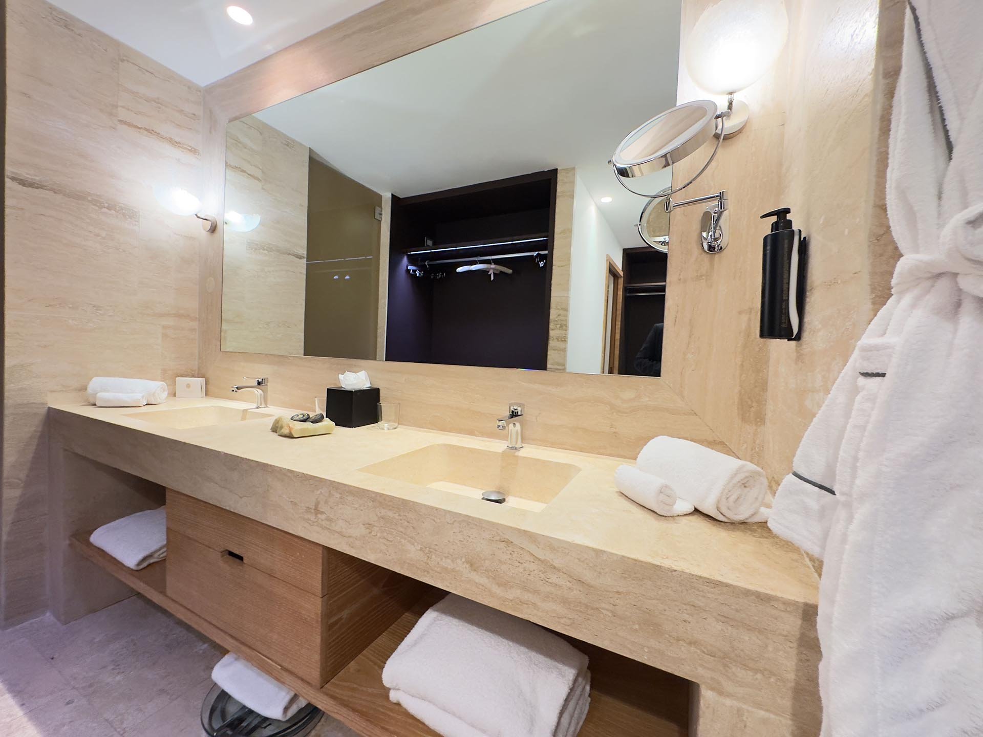 UNESCO View Velona Suite con SPA 2 UNESCO View Velona Suite con SPA 2