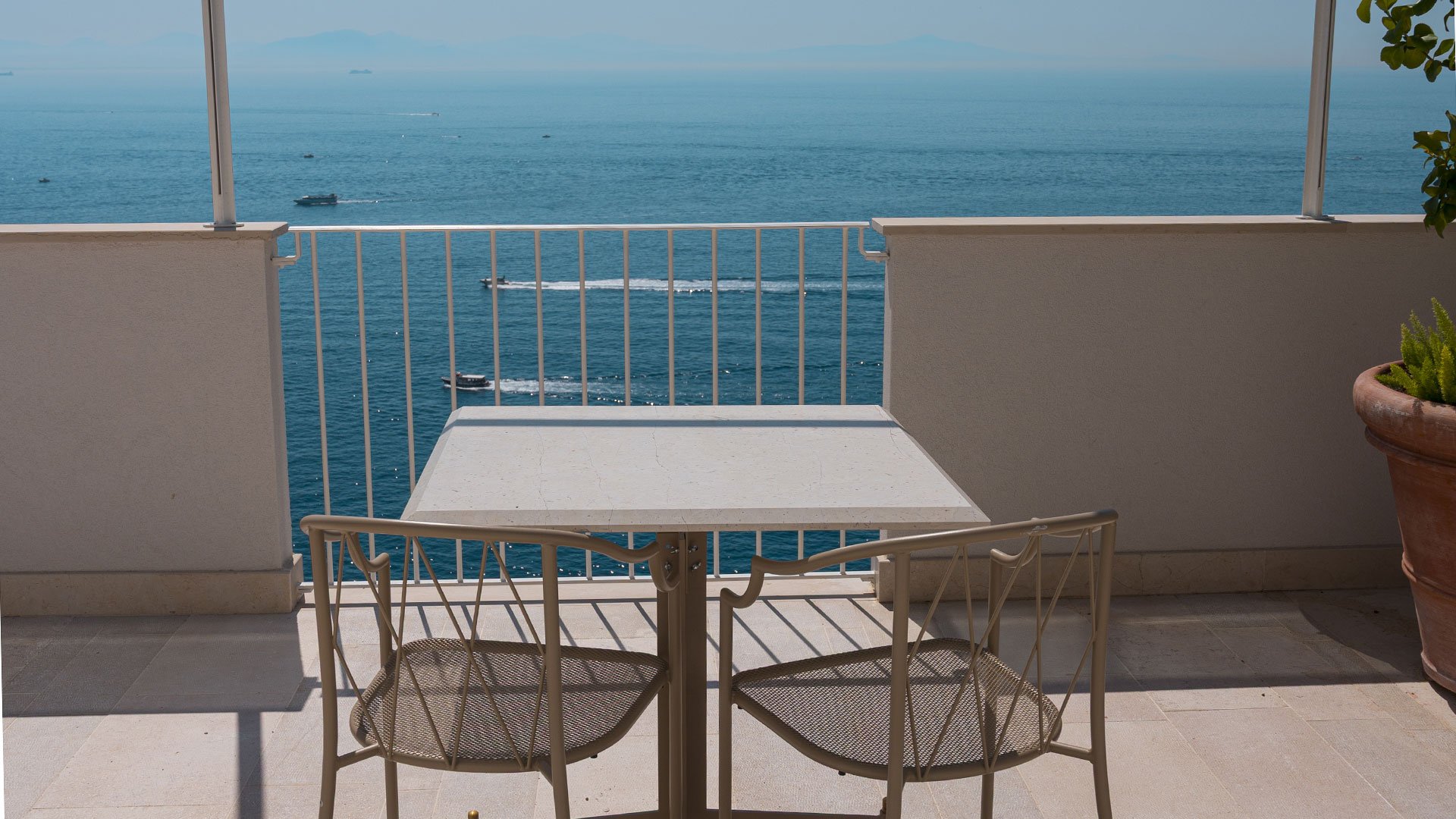 Signature Suite9