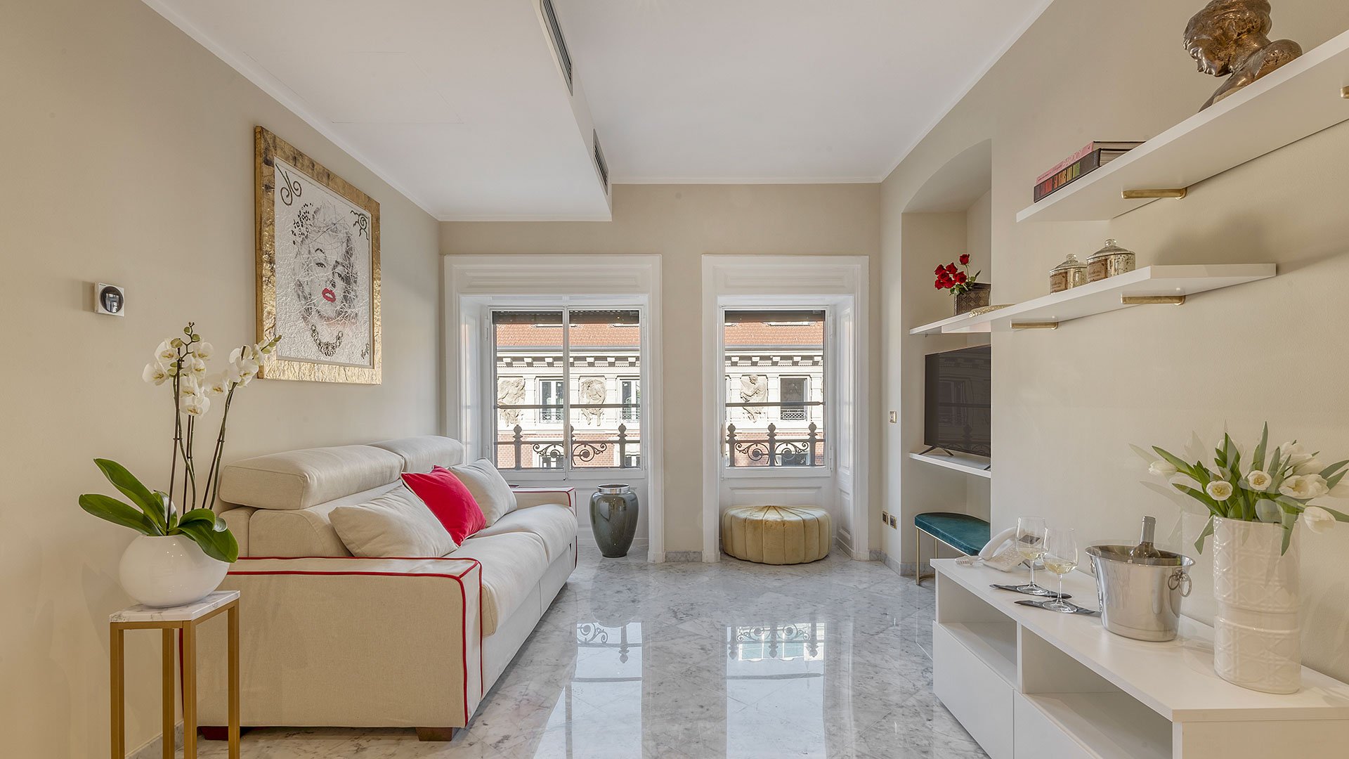 Holiday apartments near Milan Cathedral7