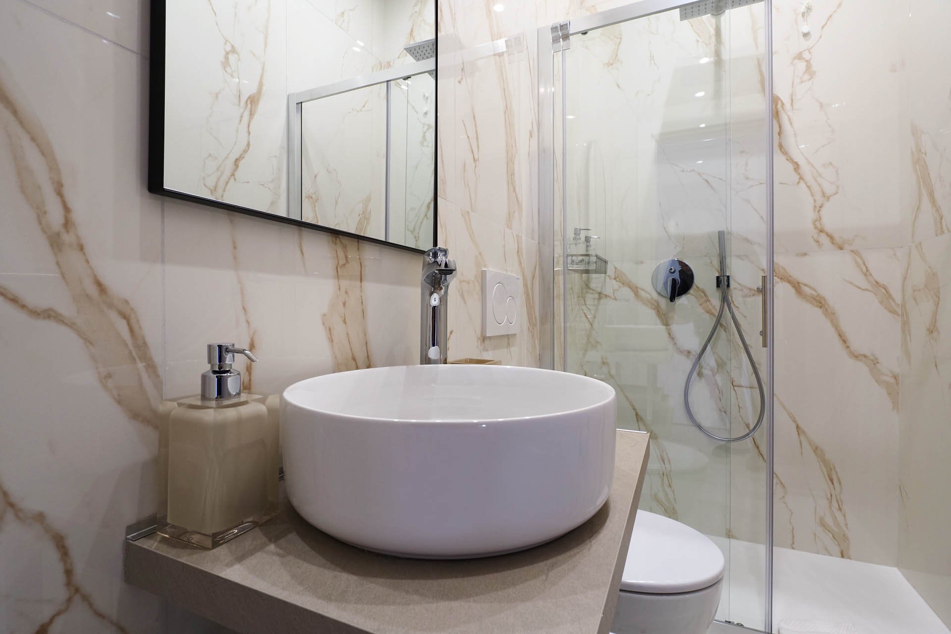 Gallery 356