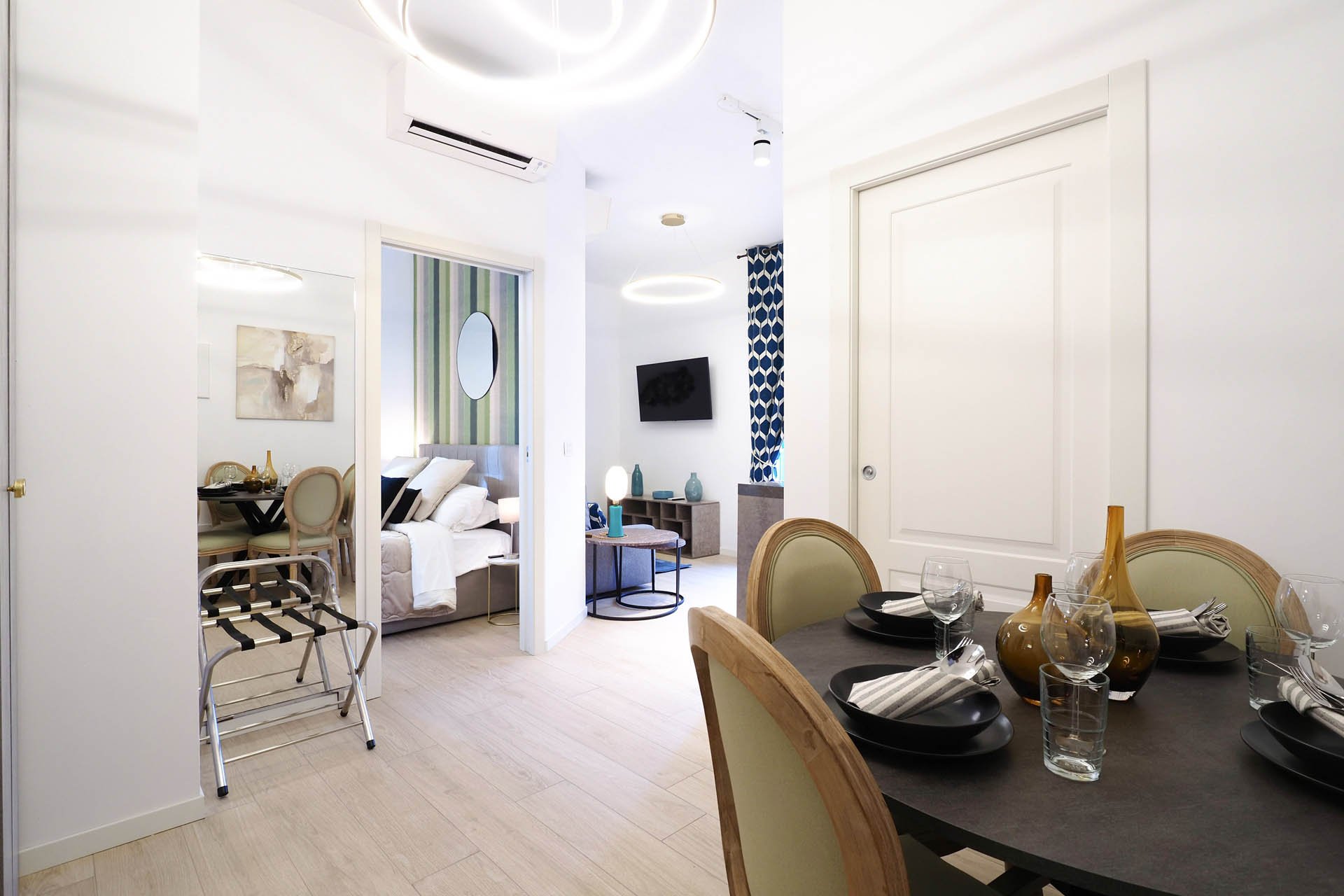 Gallery 373